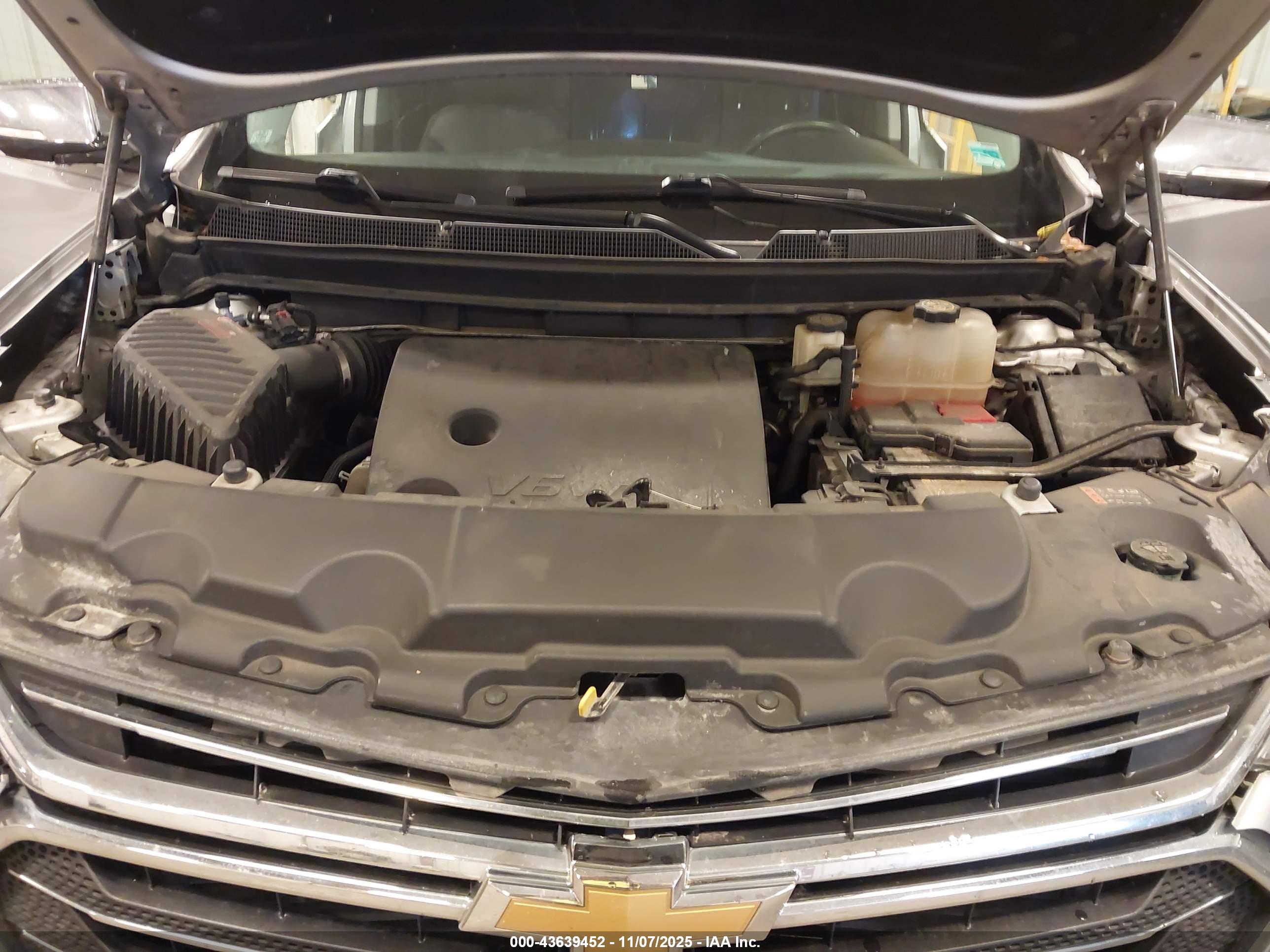 CHEVROLET TRAVERSE image 10