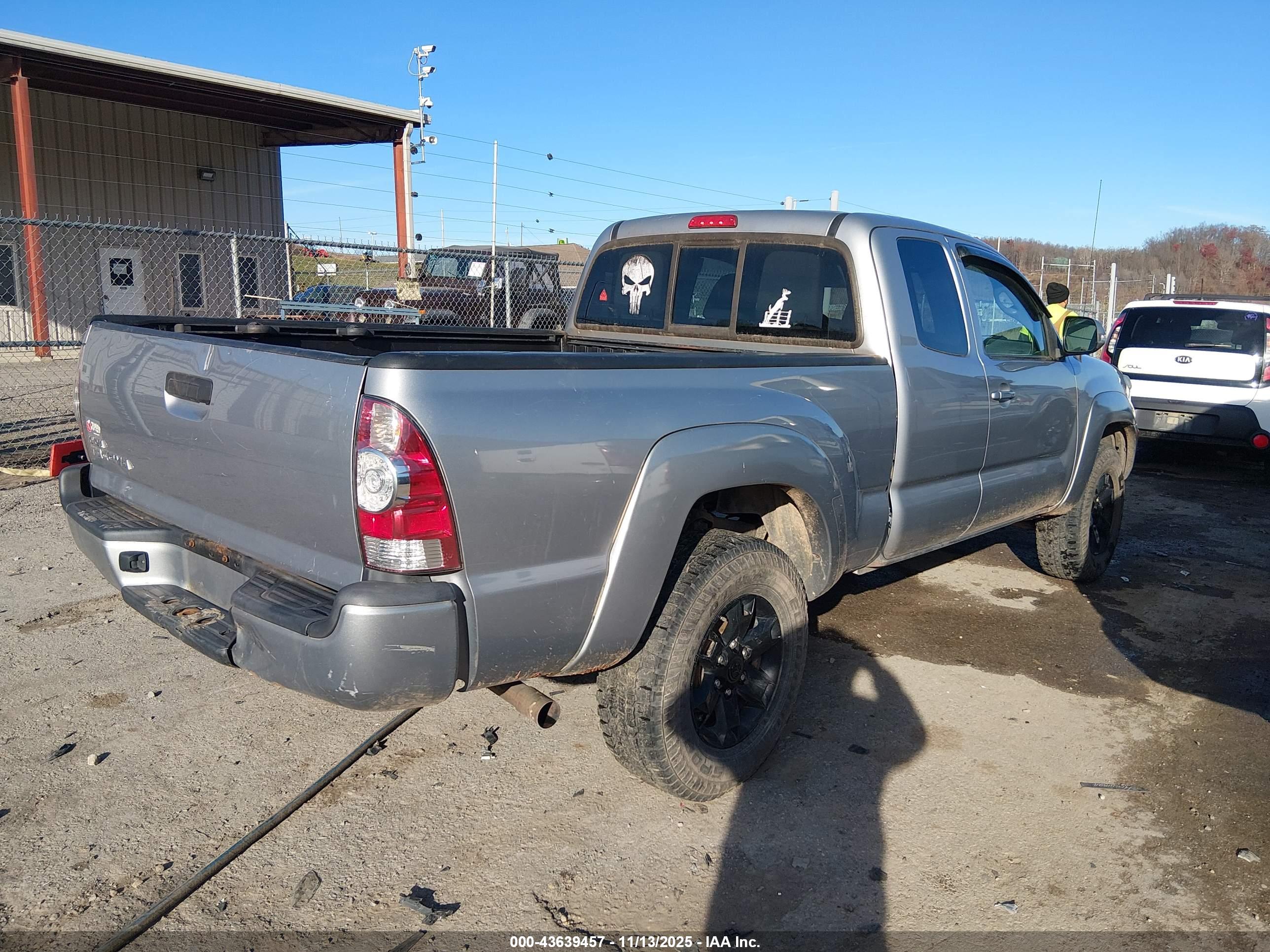 TOYOTA TACOMA image 4