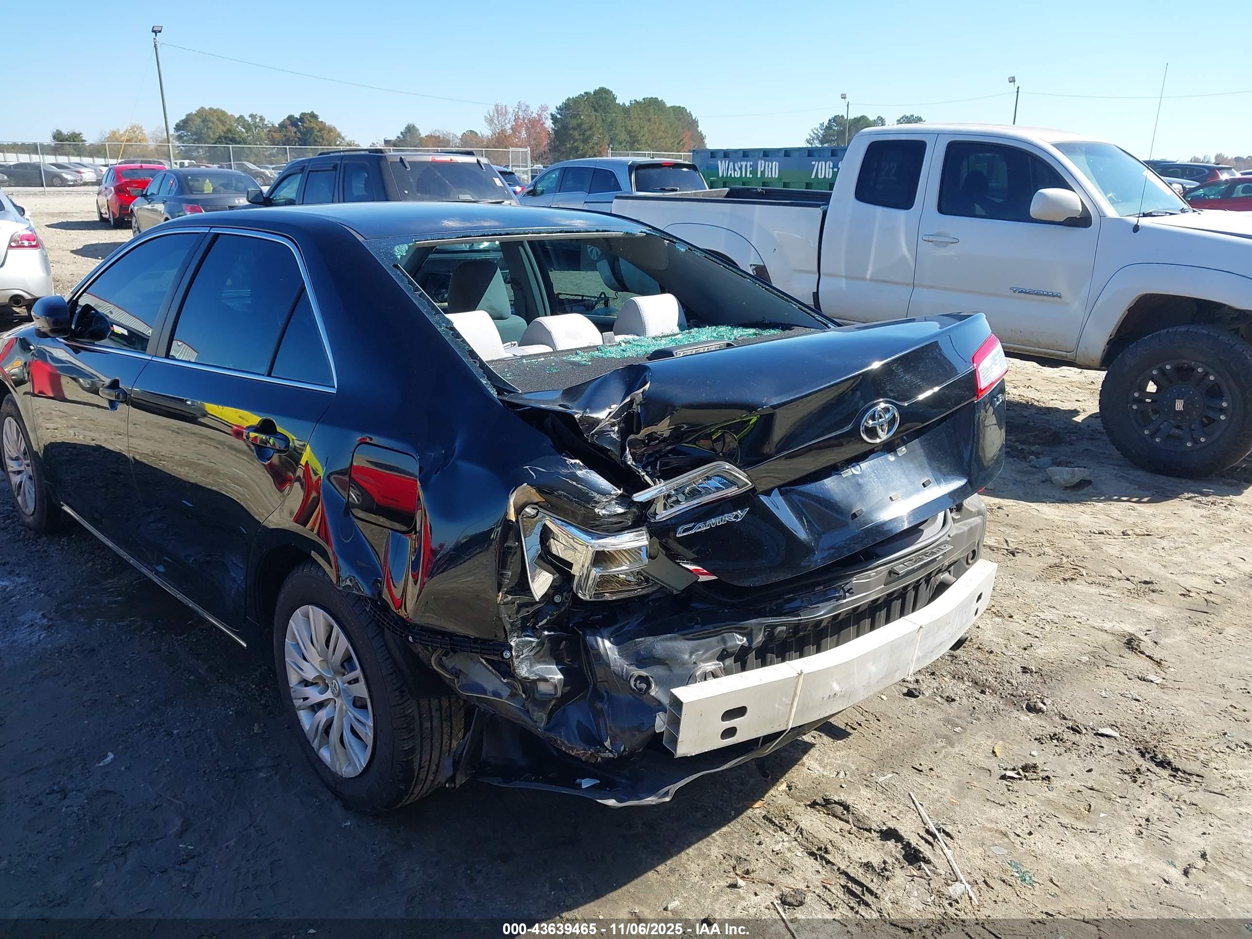 TOYOTA CAMRY image 6