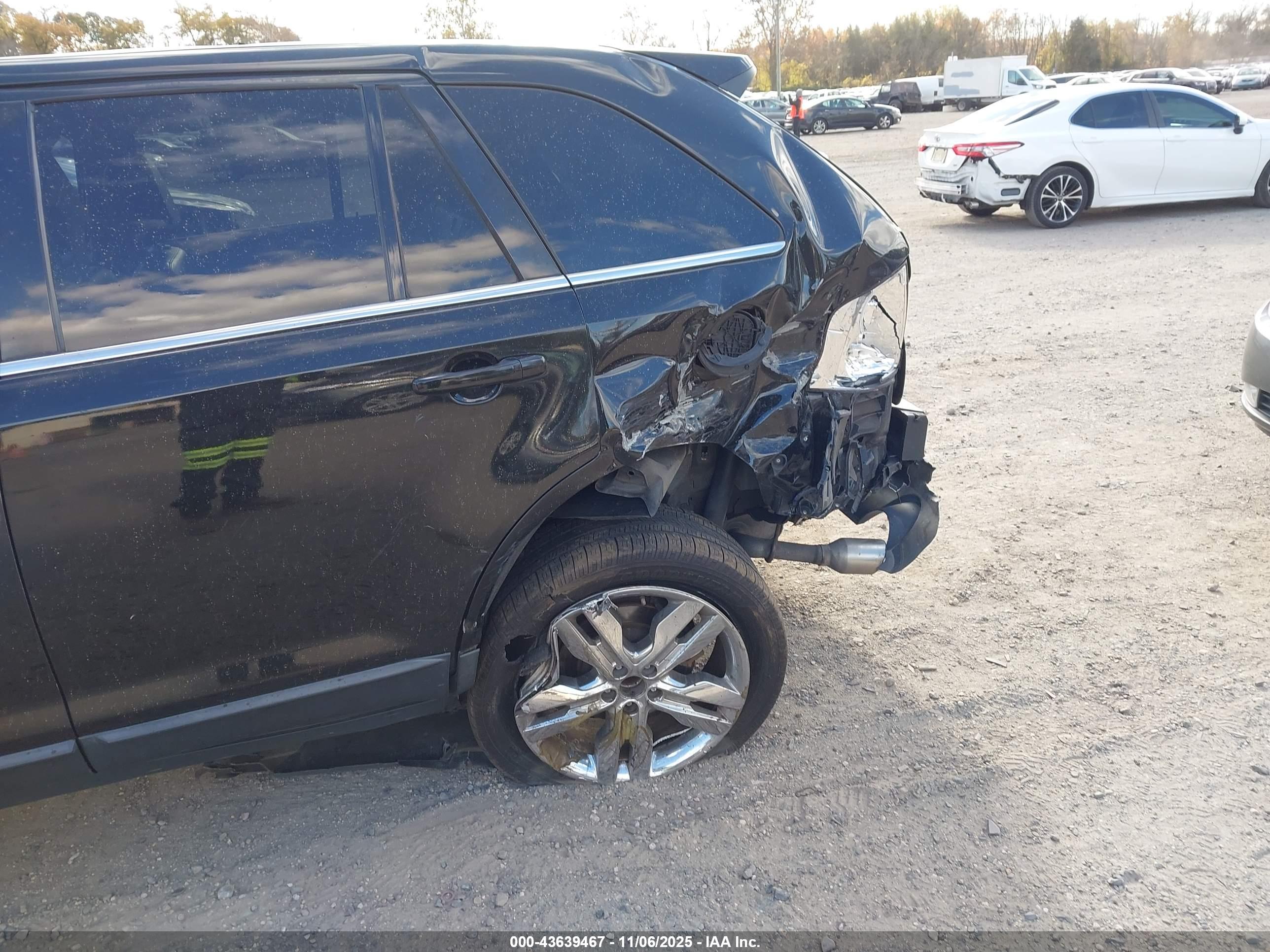 FORD EDGE image 6