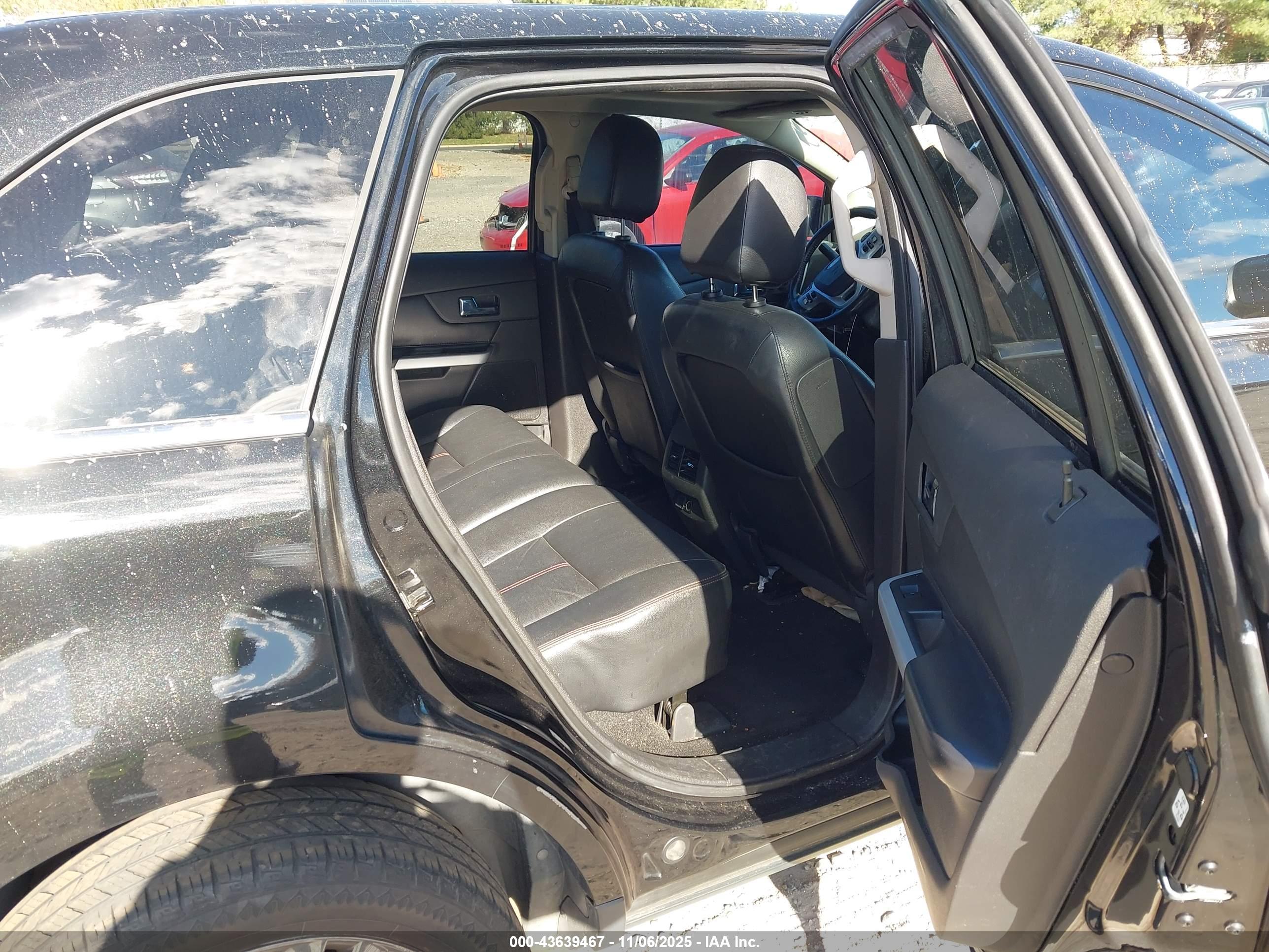 FORD EDGE image 8