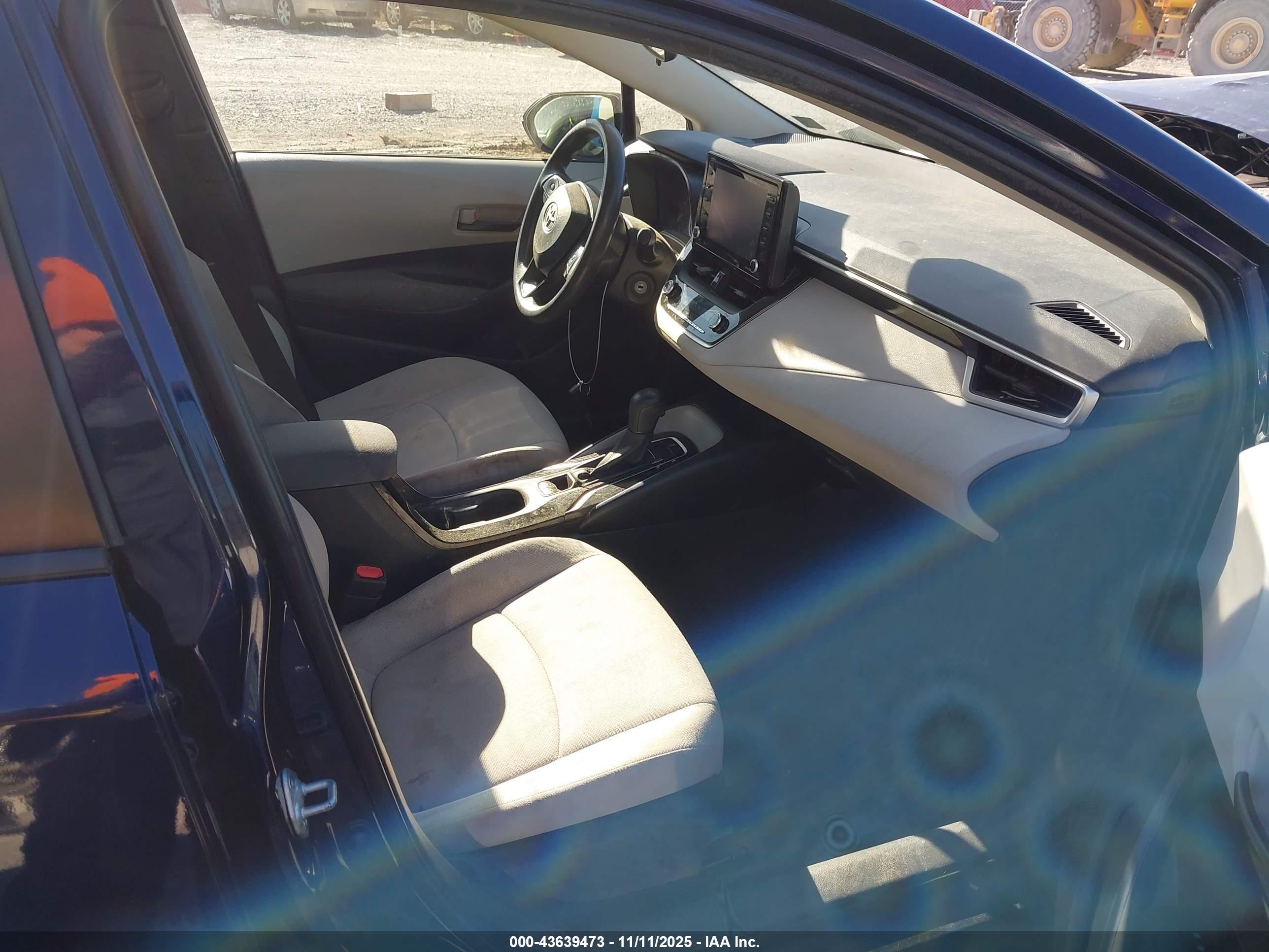 TOYOTA COROLLA image 5