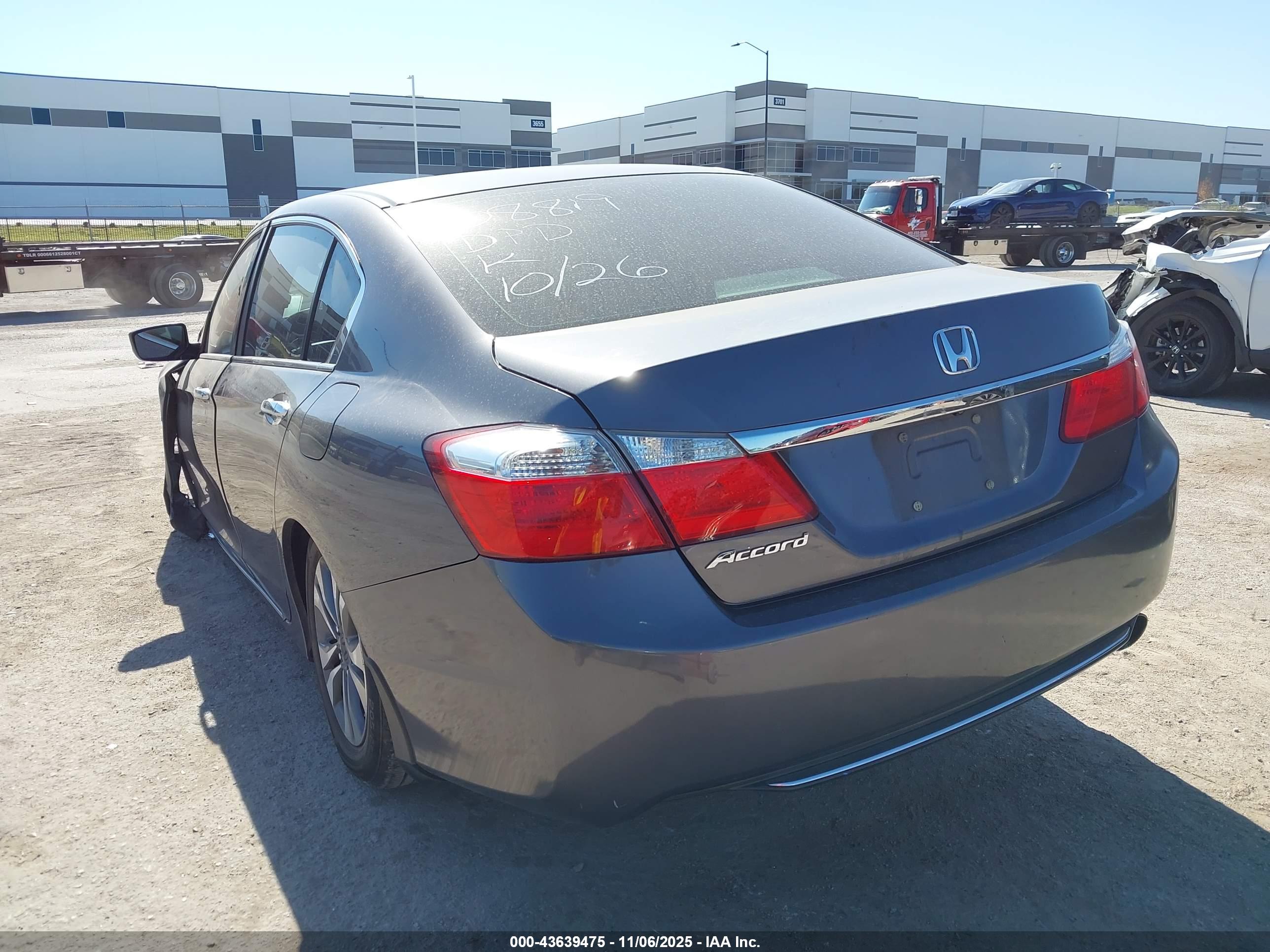 HONDA ACCORD image 3