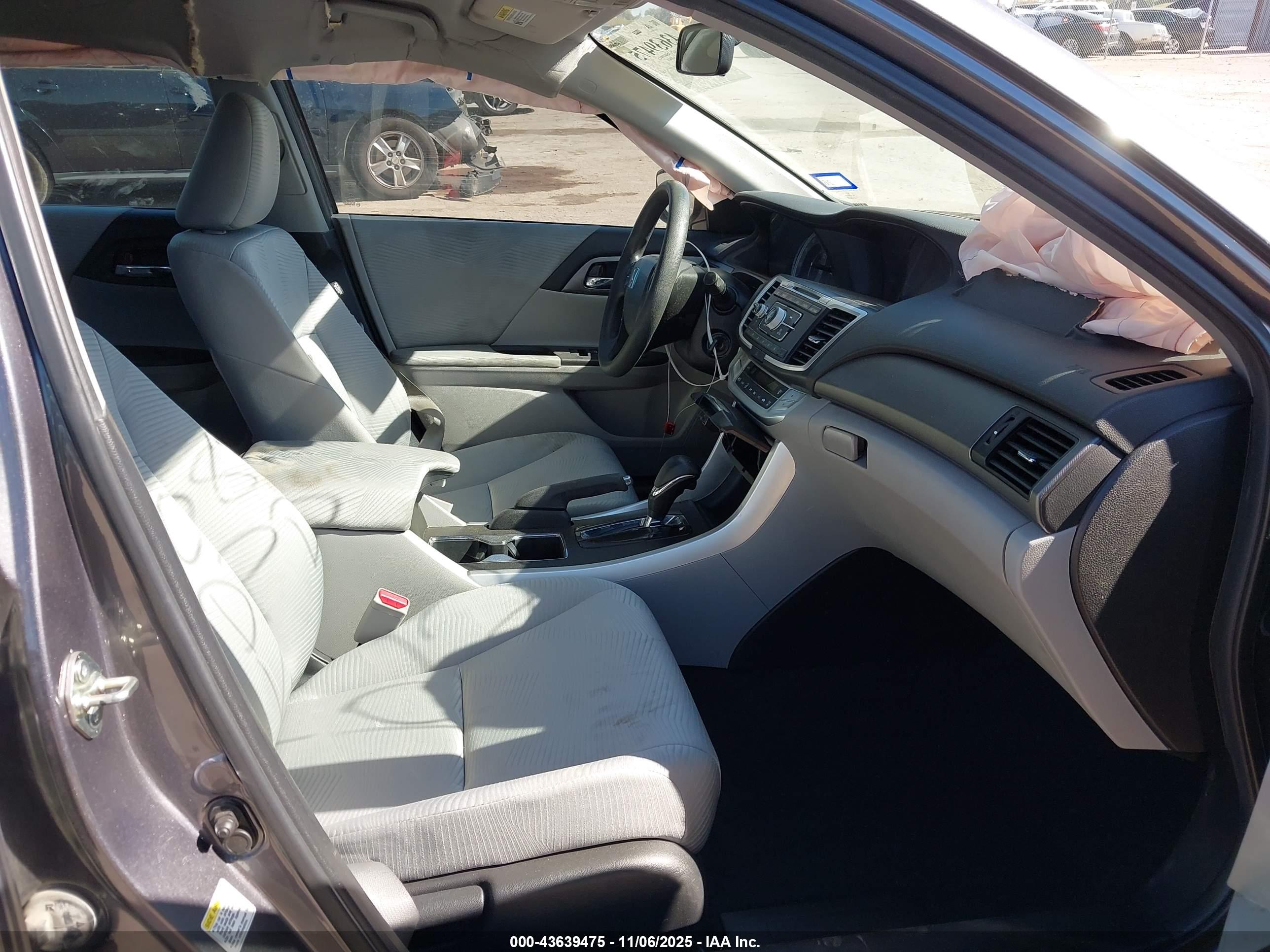 HONDA ACCORD image 5