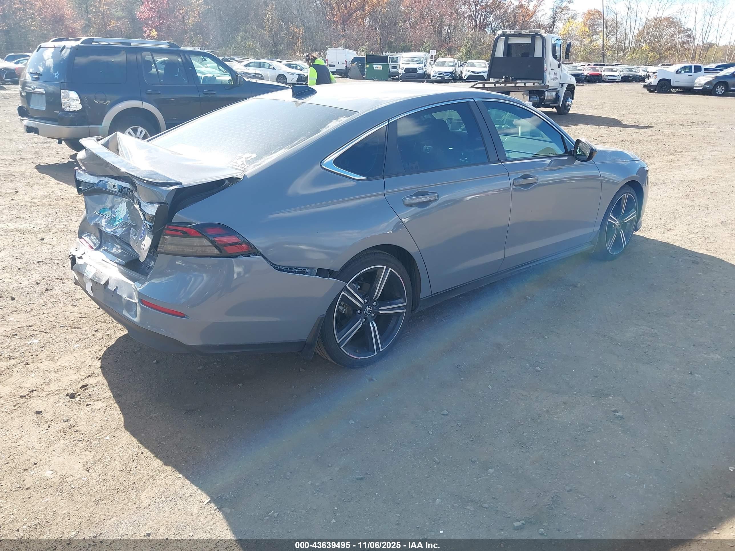 HONDA ACCORD image 4