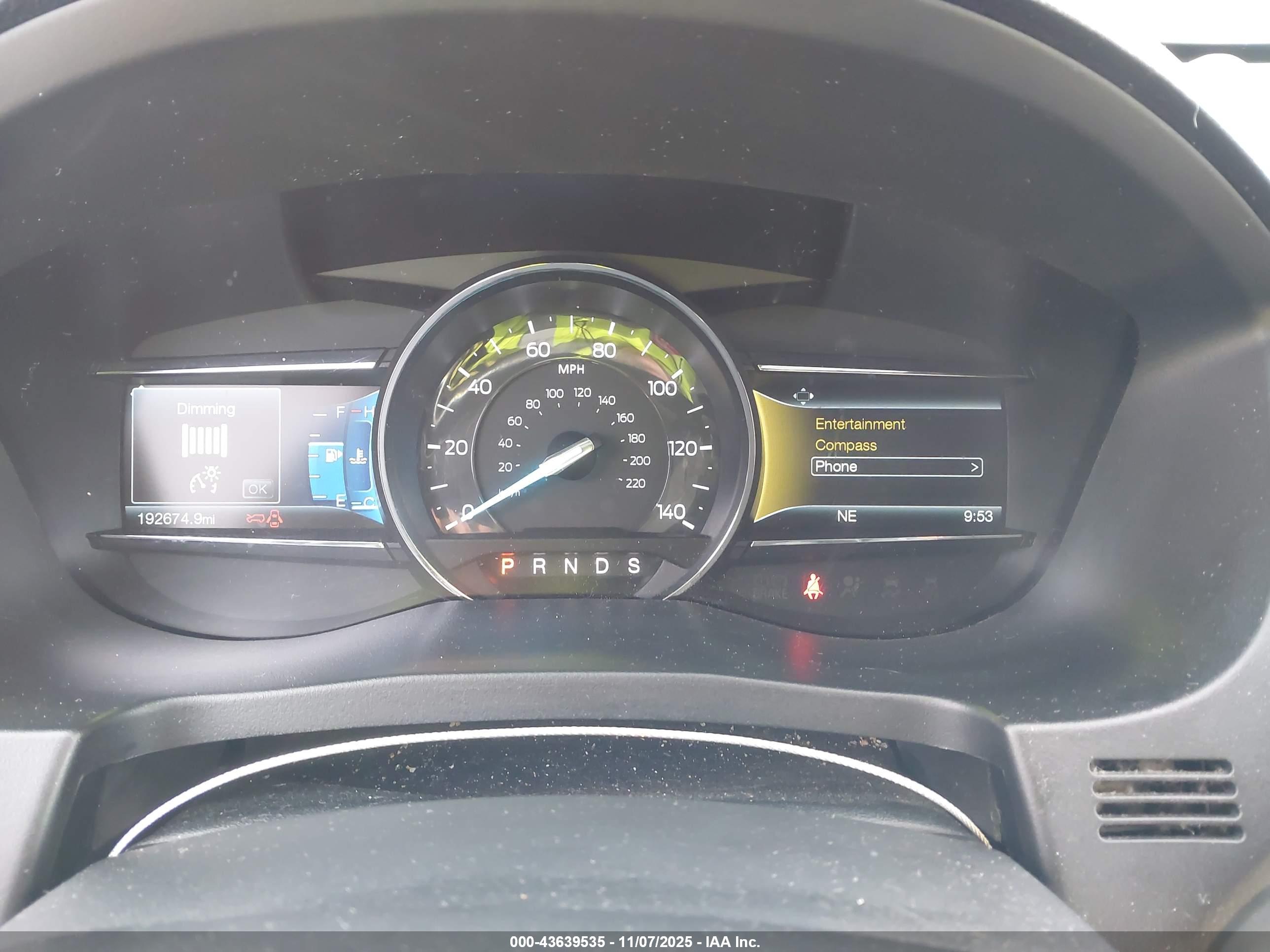 FORD EXPLORER image 7