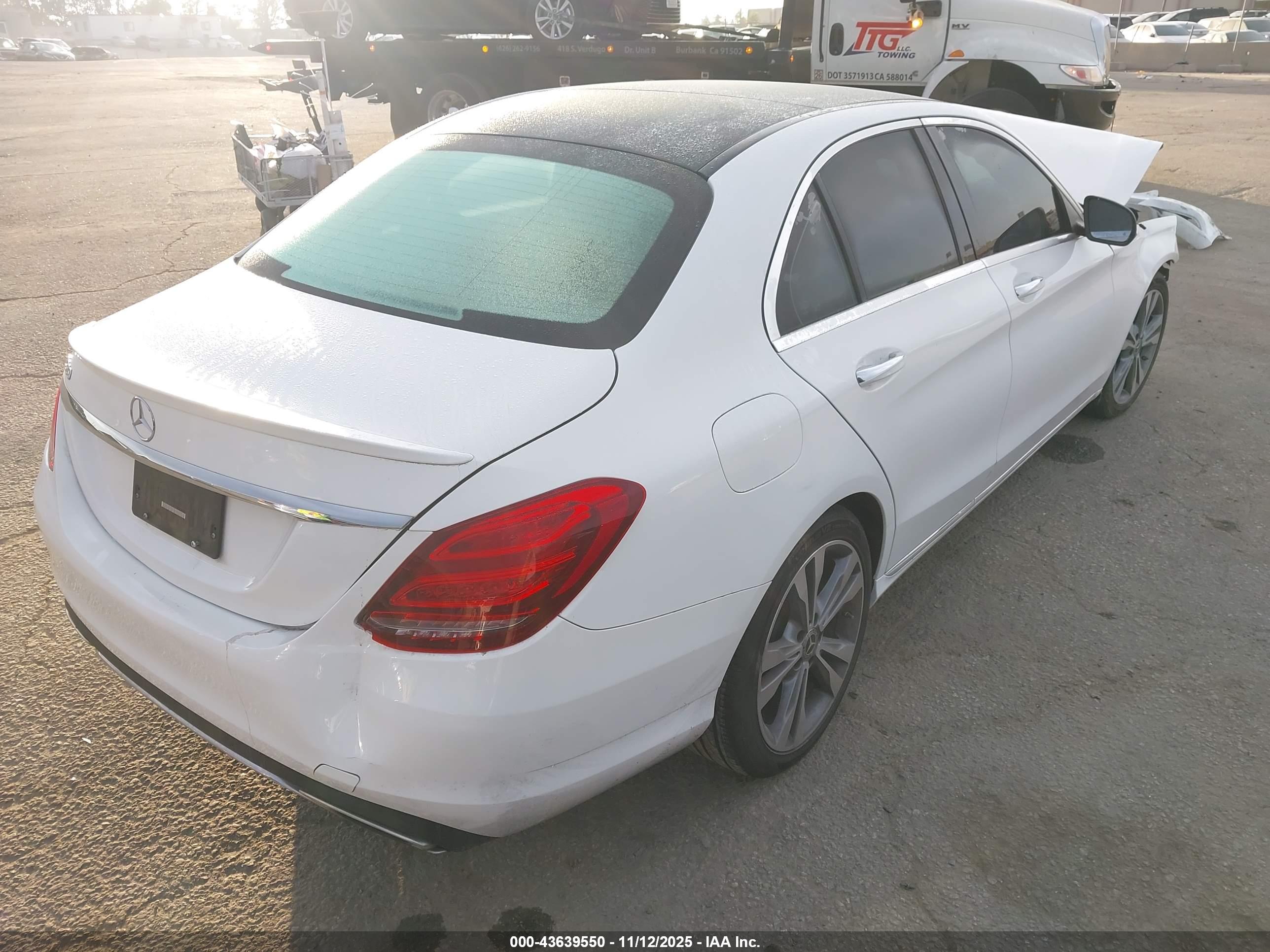 MERCEDES-BENZ C image 4
