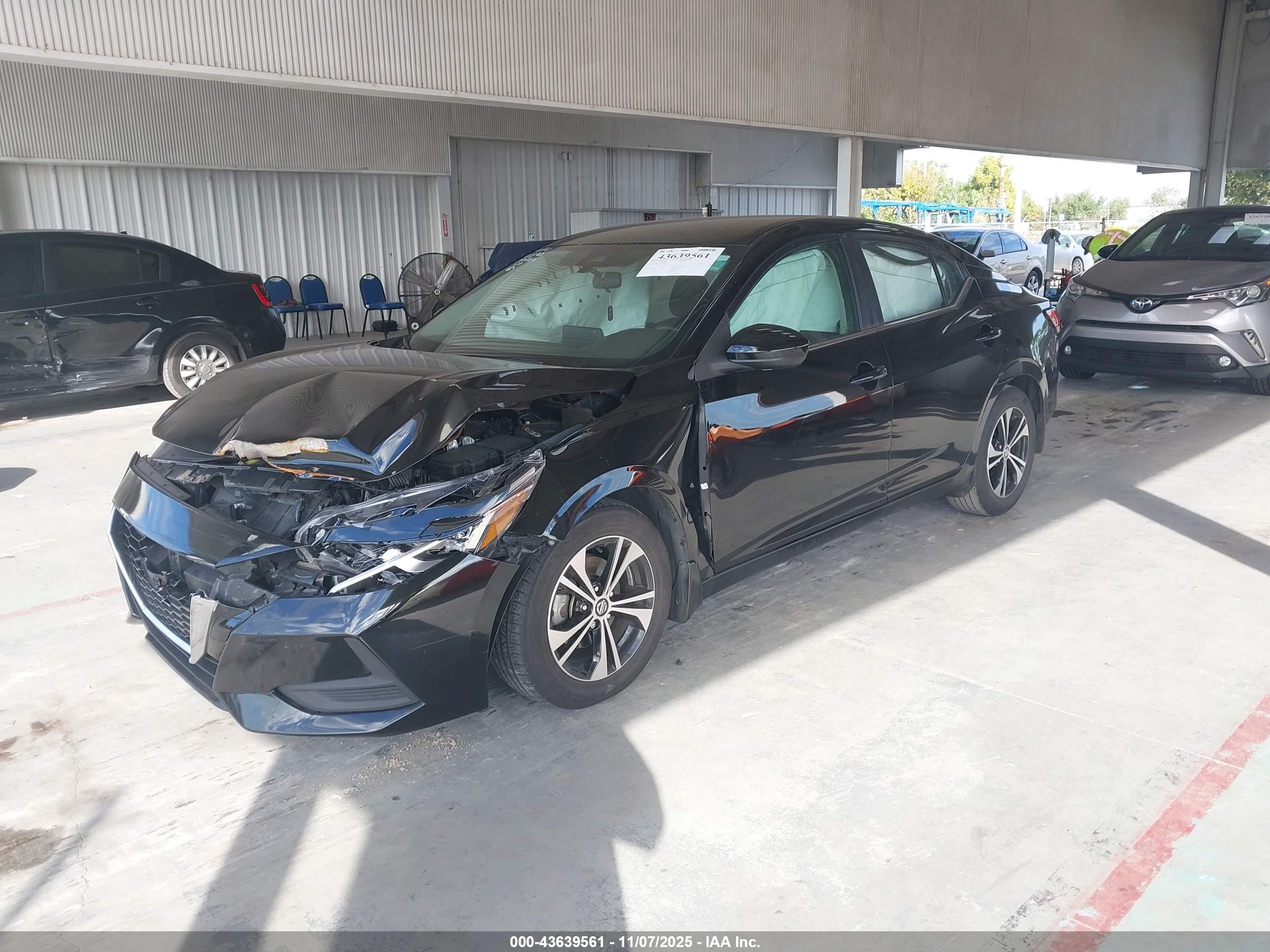NISSAN SENTRA image 2