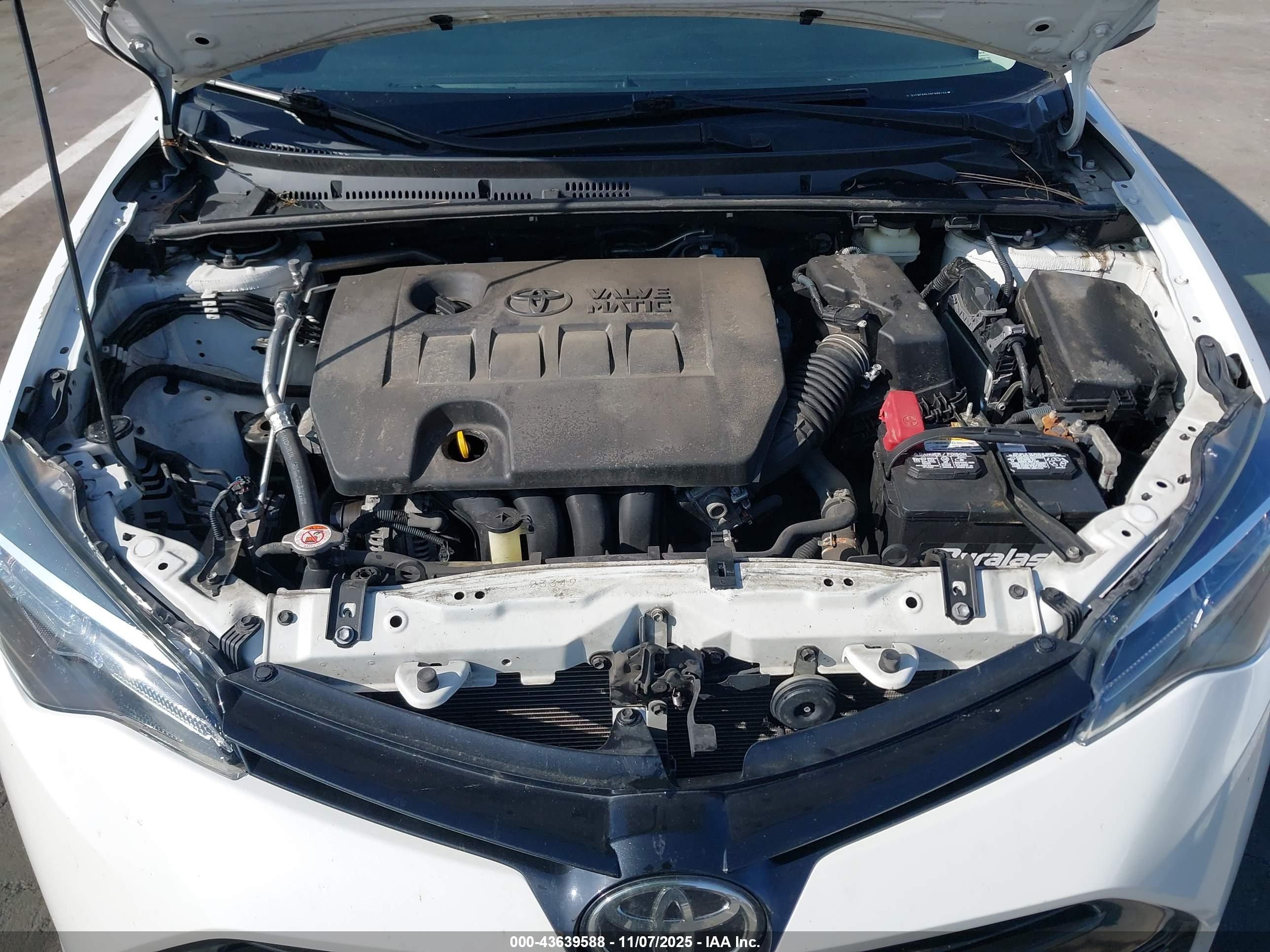TOYOTA COROLLA image 10