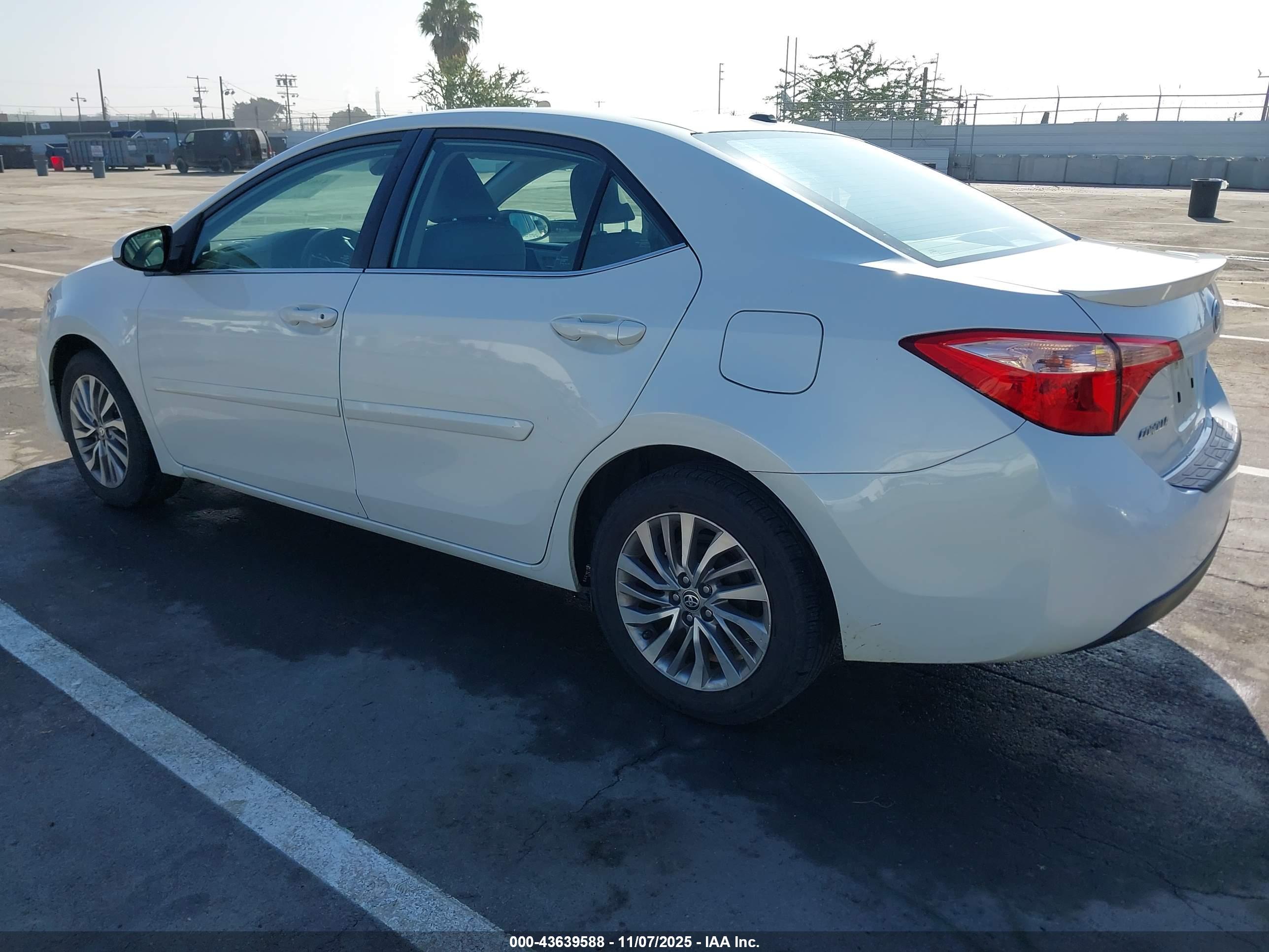 TOYOTA COROLLA image 3