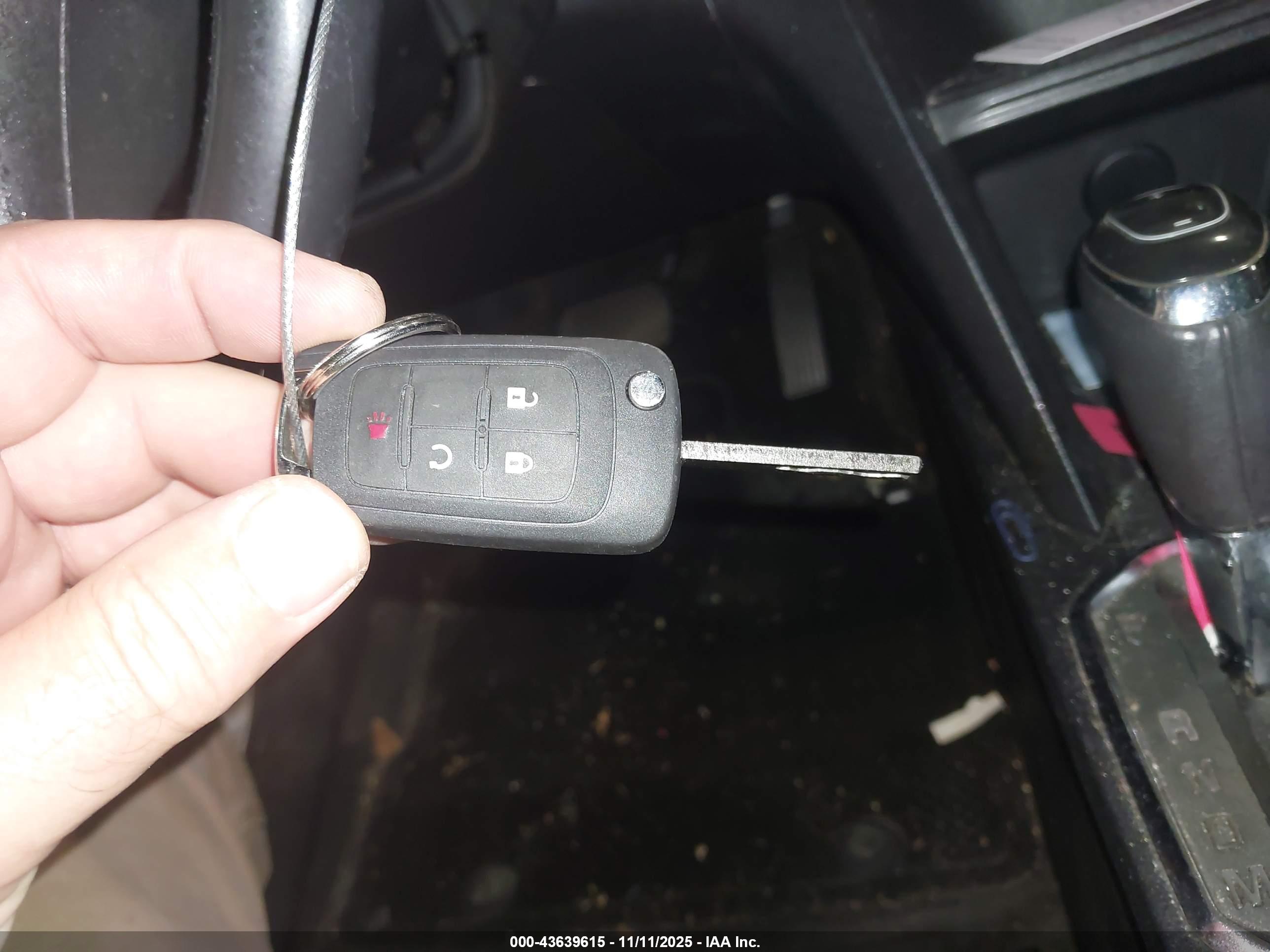 GMC TERRAIN image 11