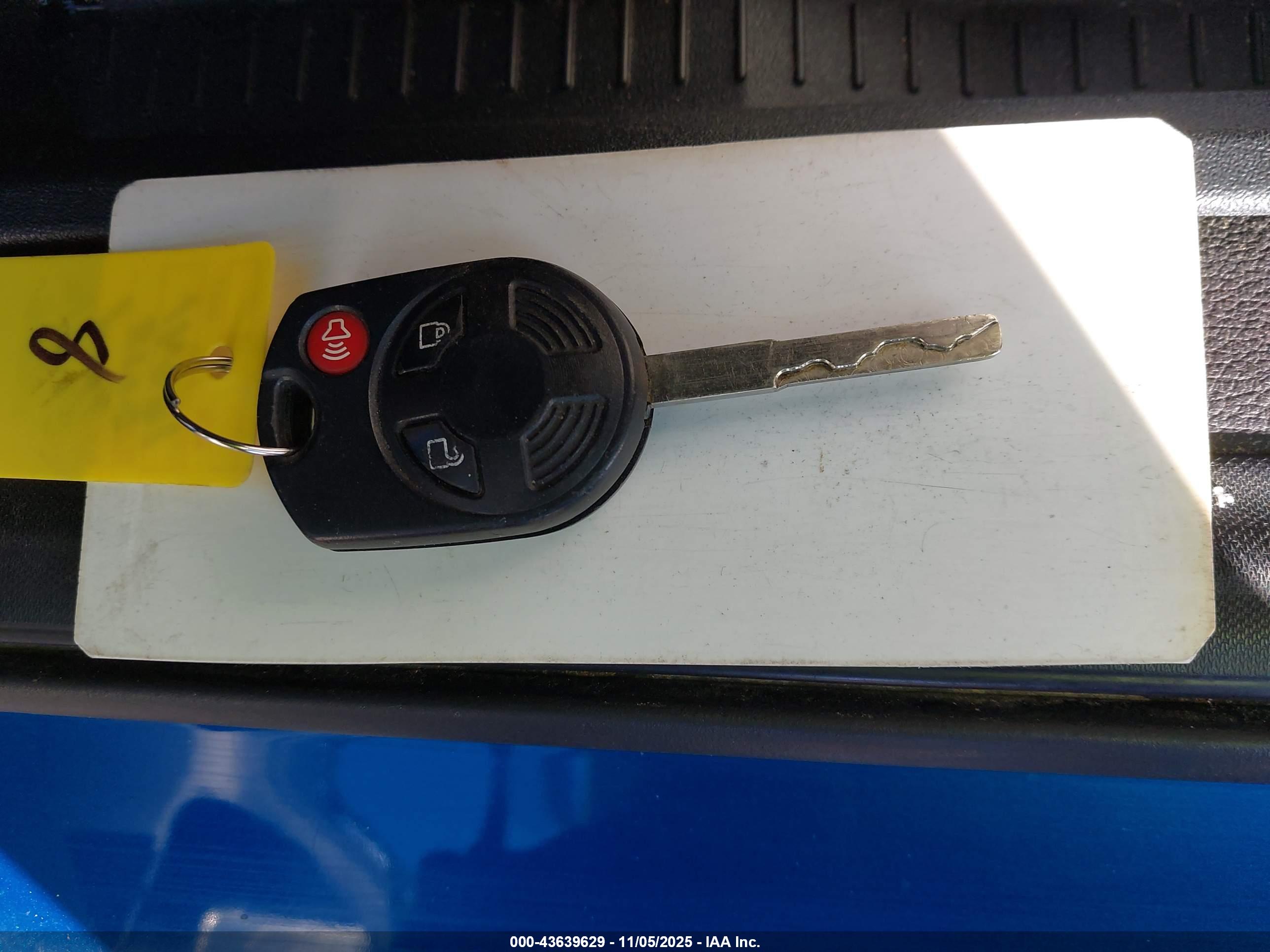 FORD ESCAPE image 11