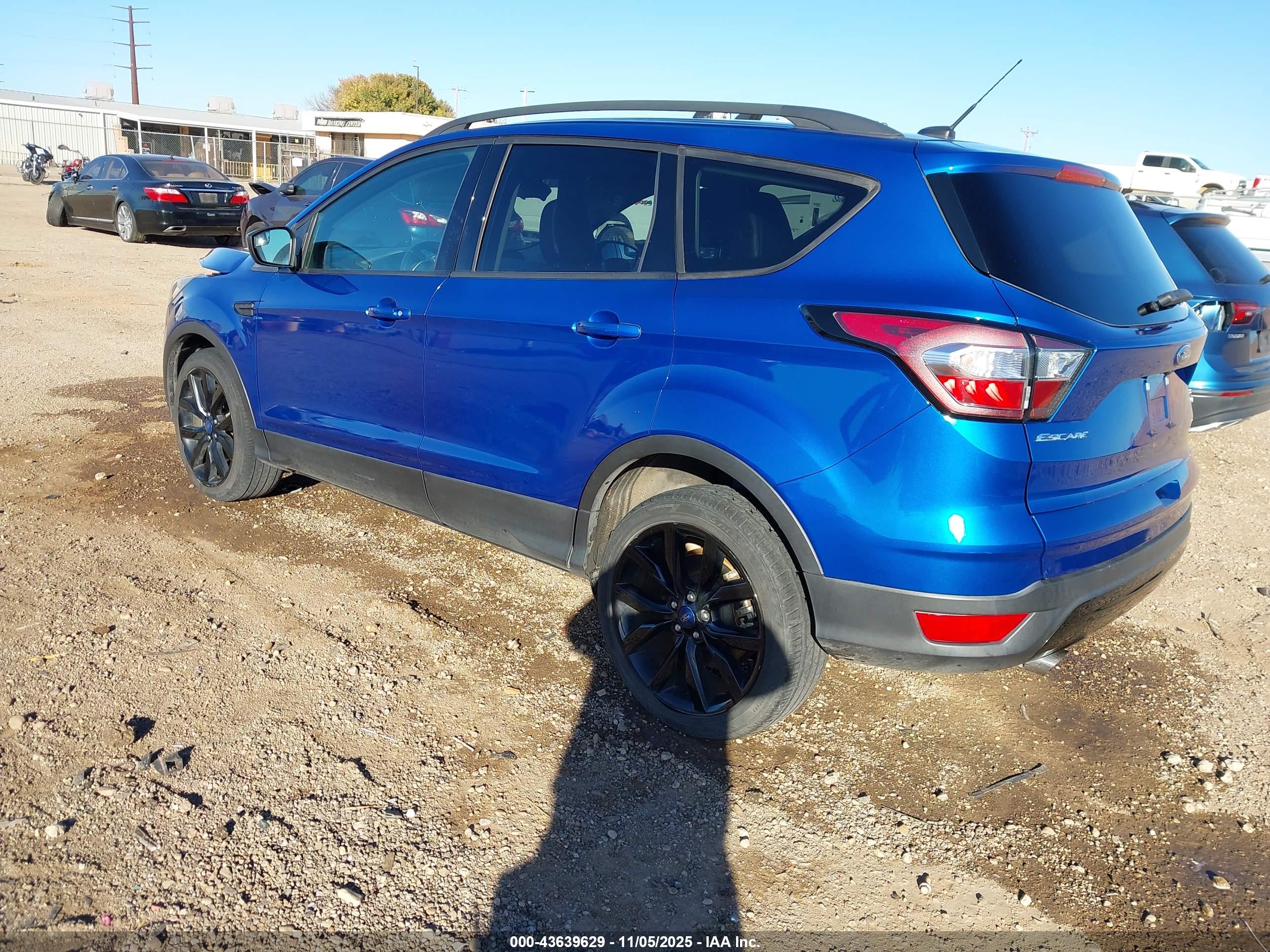 FORD ESCAPE image 3