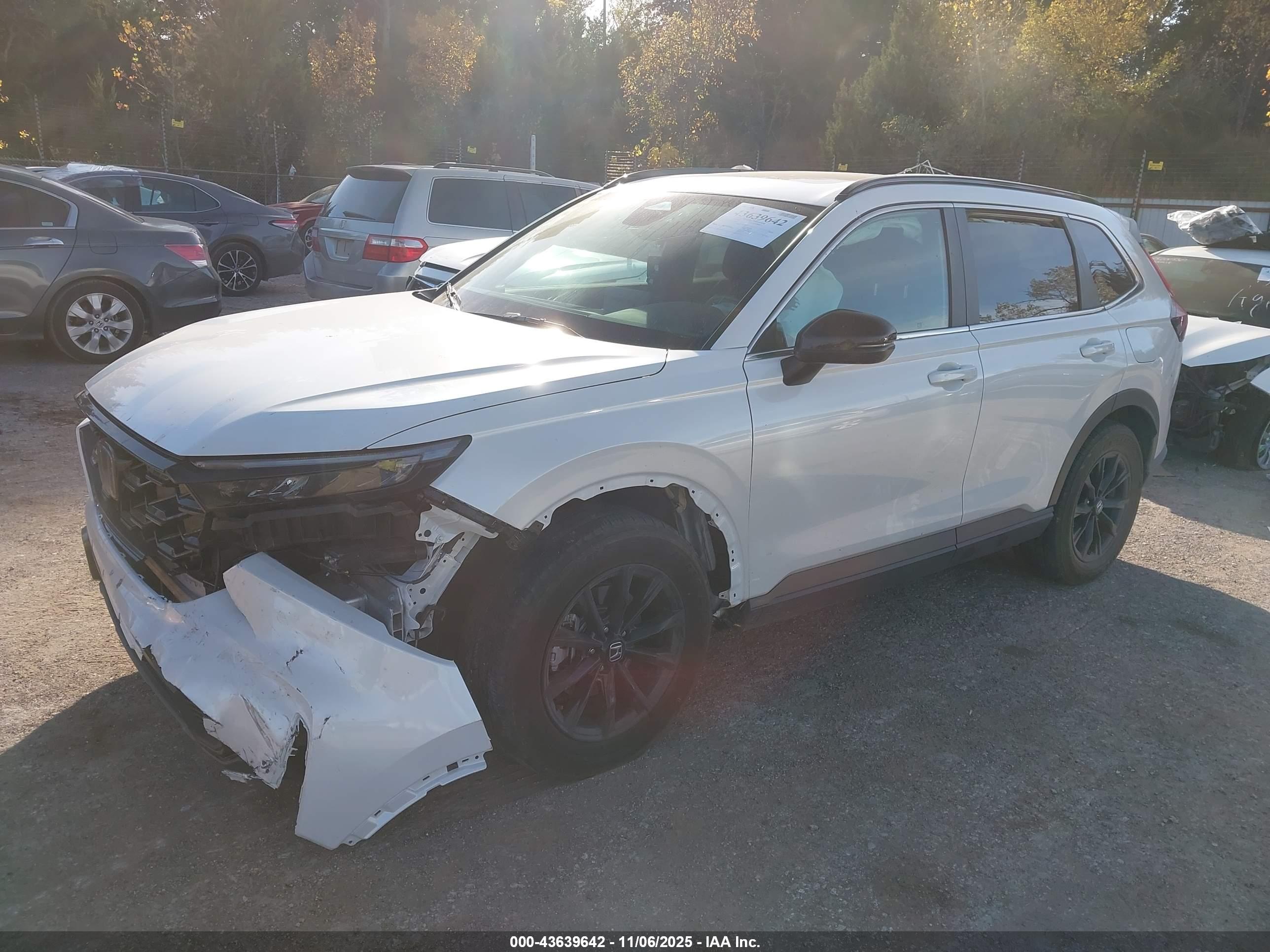 HONDA CR-V image 2