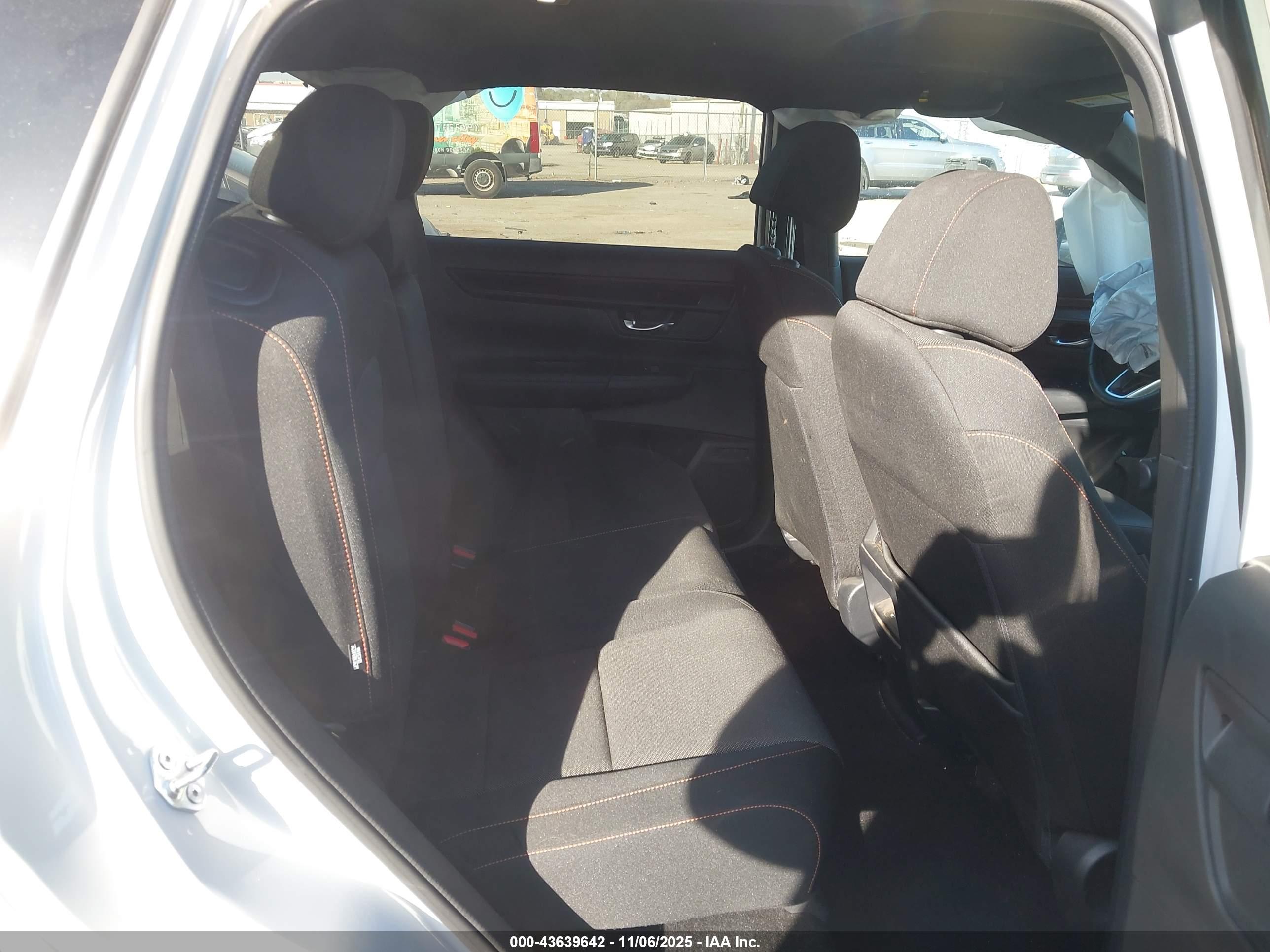 HONDA CR-V image 8