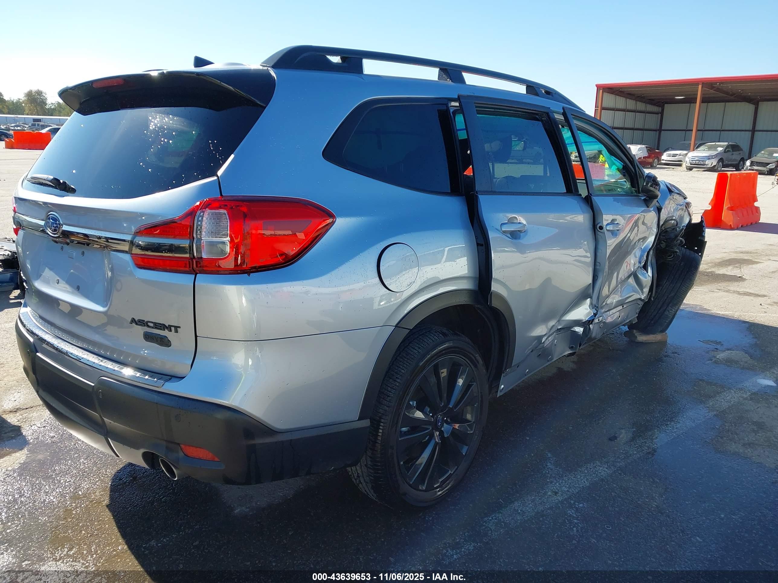 SUBARU ASCENT image 4