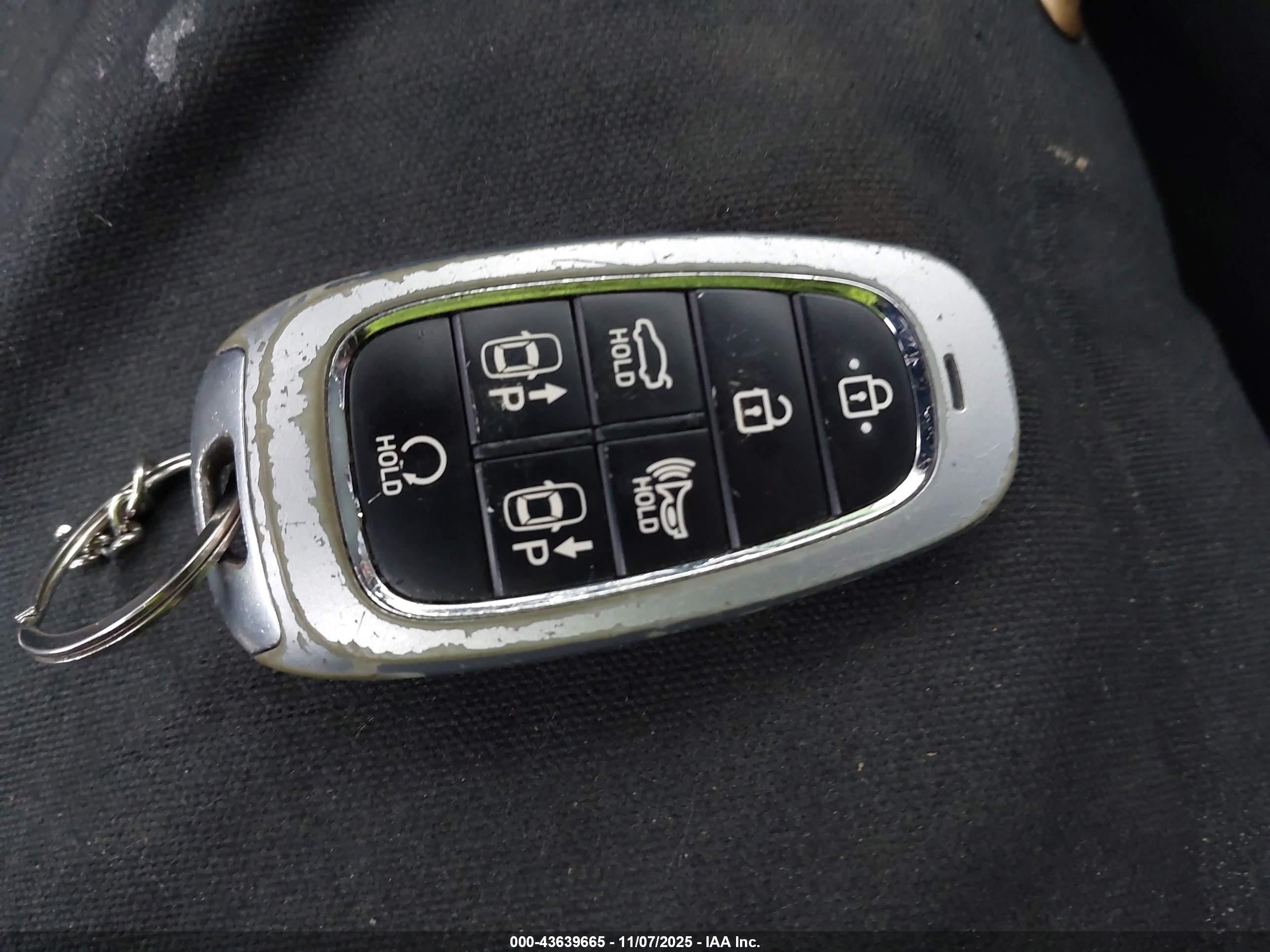 HYUNDAI SONATA image 11