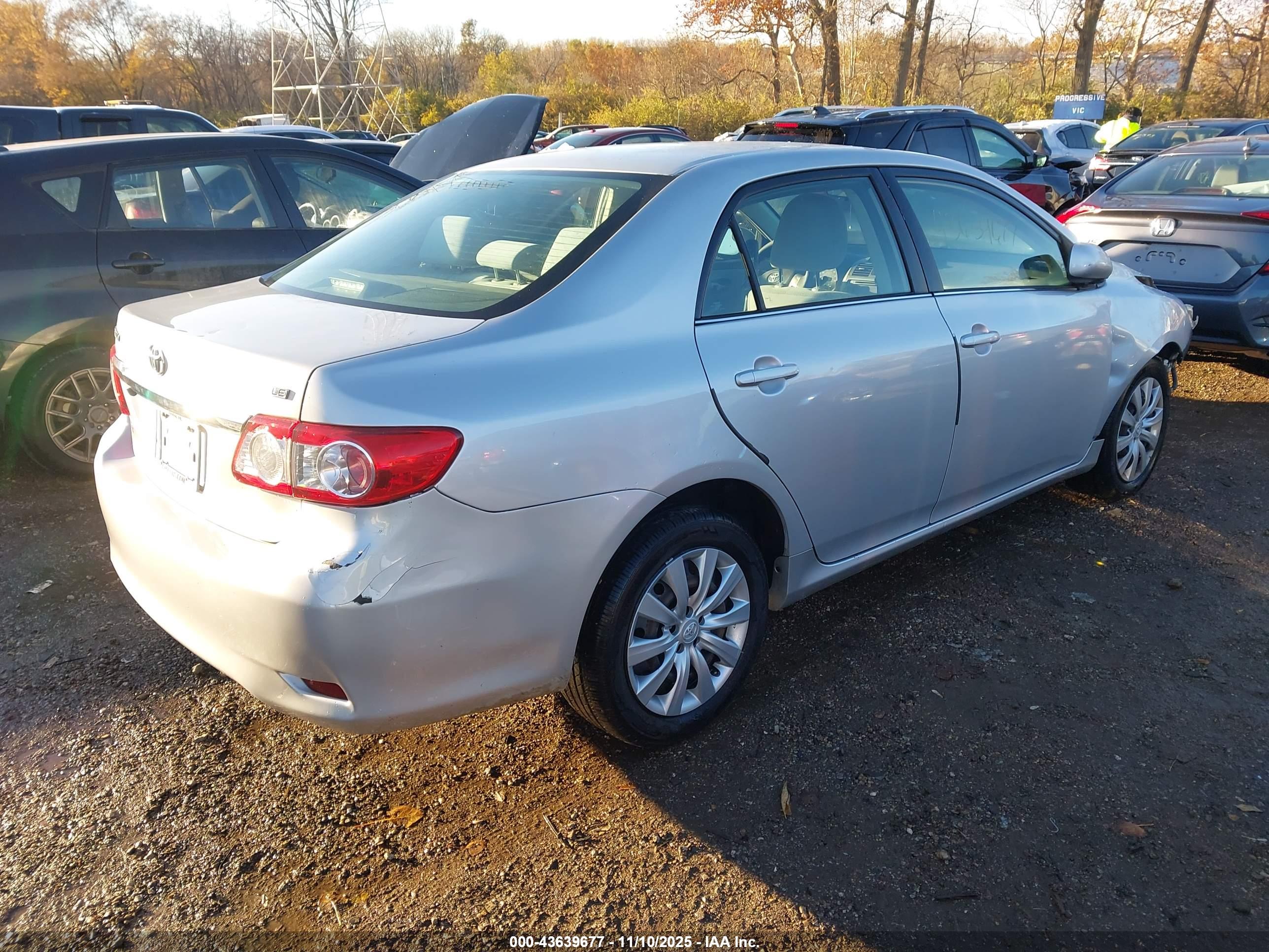 TOYOTA COROLLA image 4