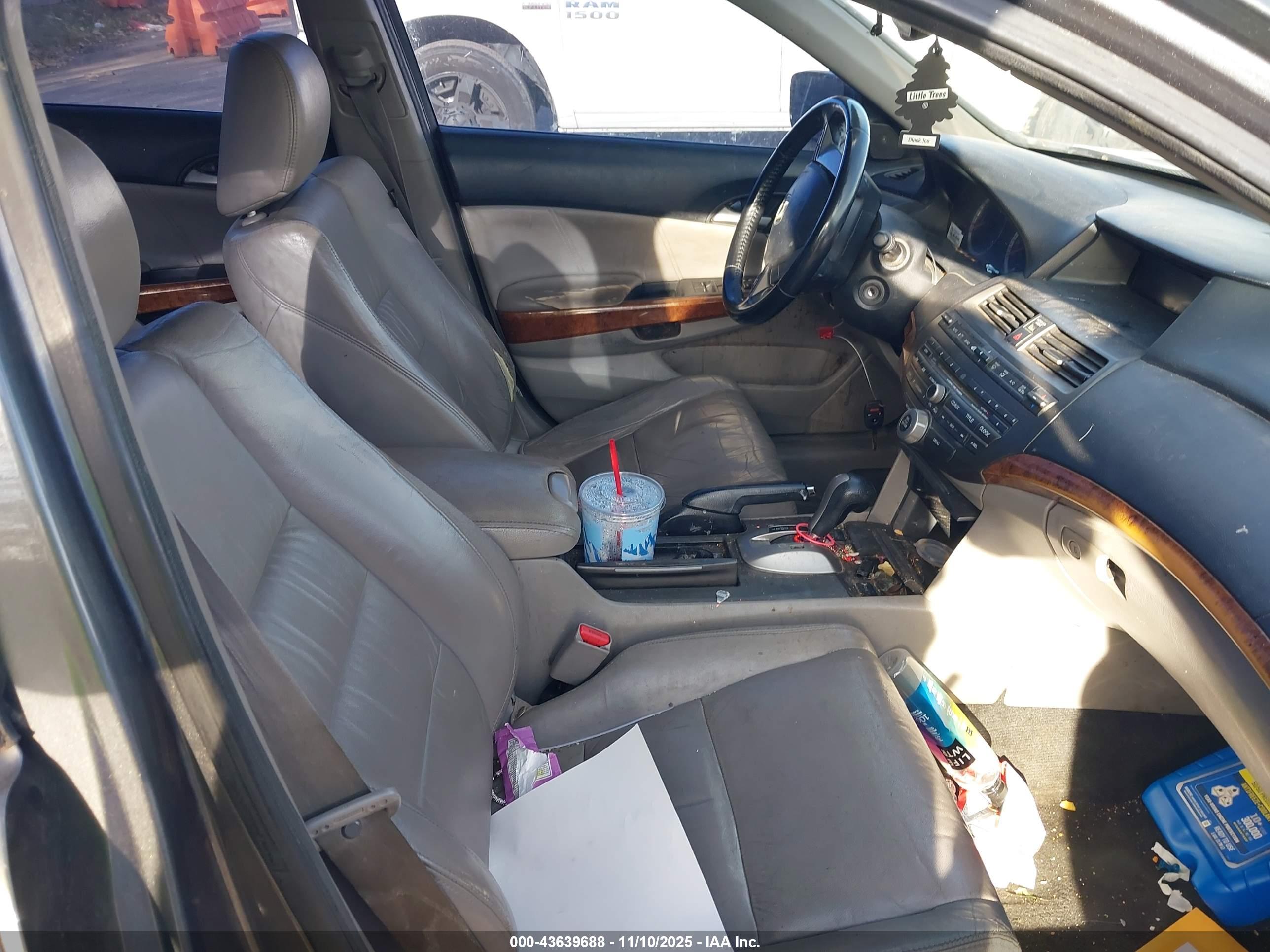 HONDA ACCORD image 5
