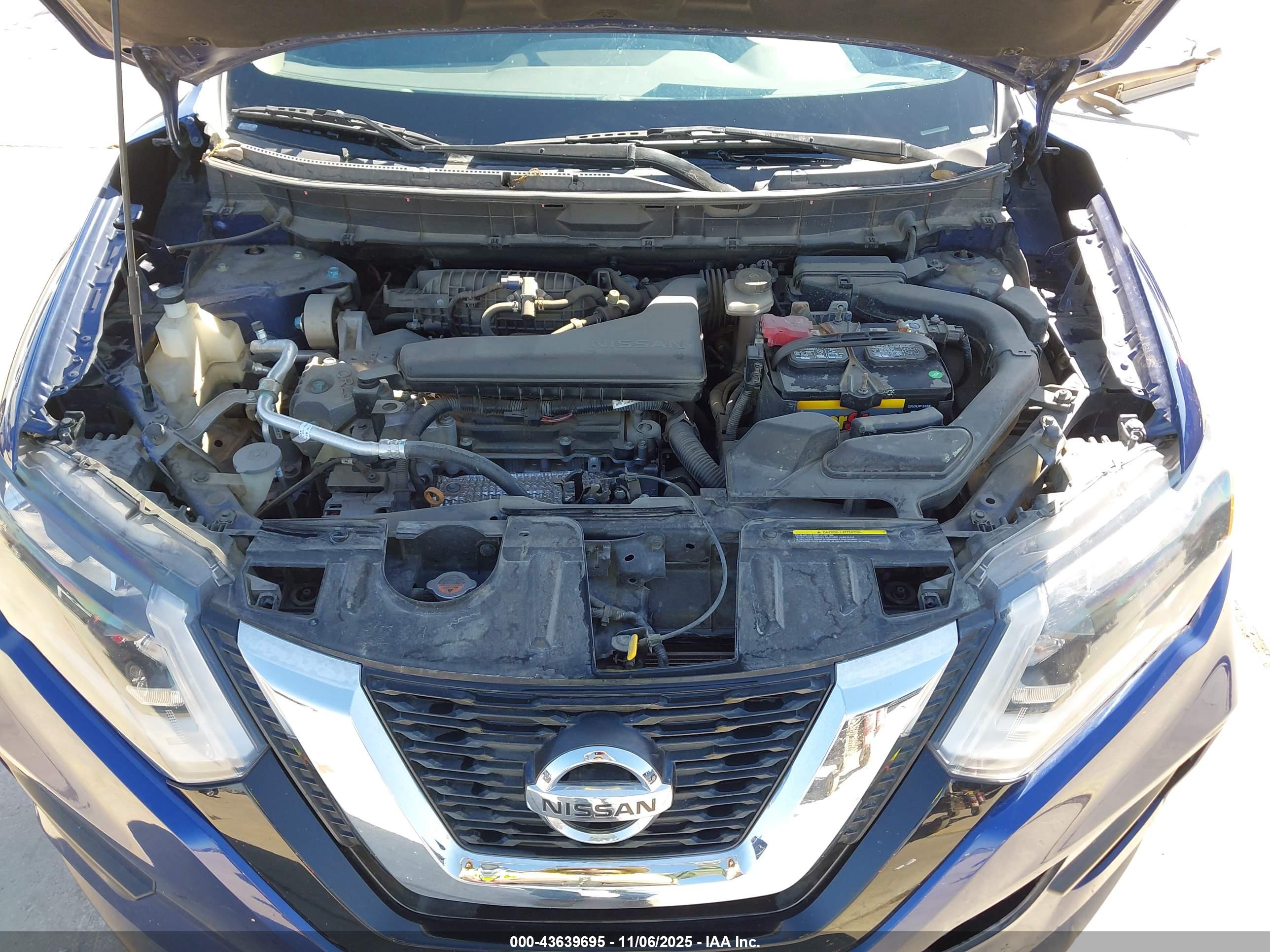 NISSAN ROGUE image 10