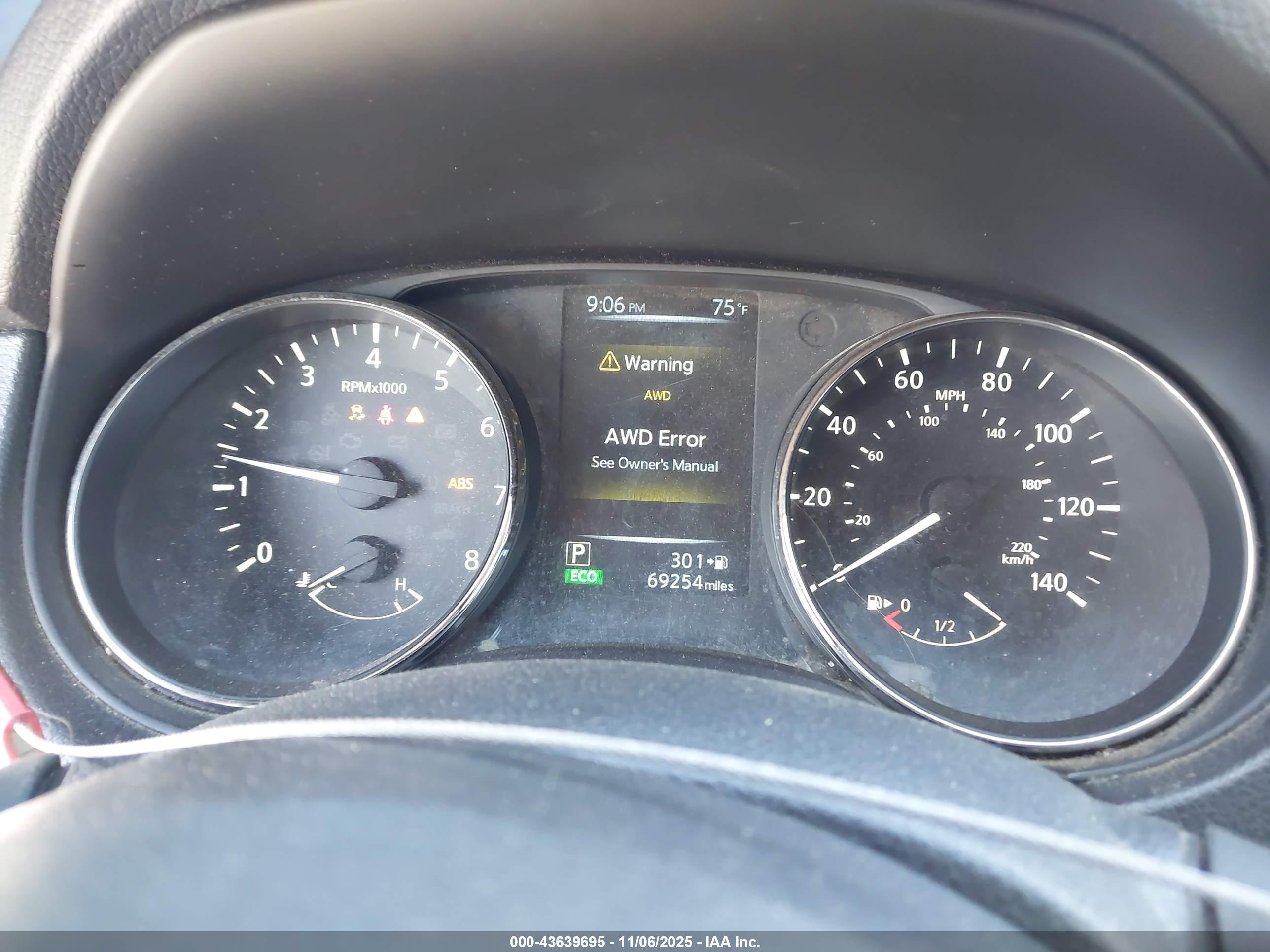 NISSAN ROGUE image 7