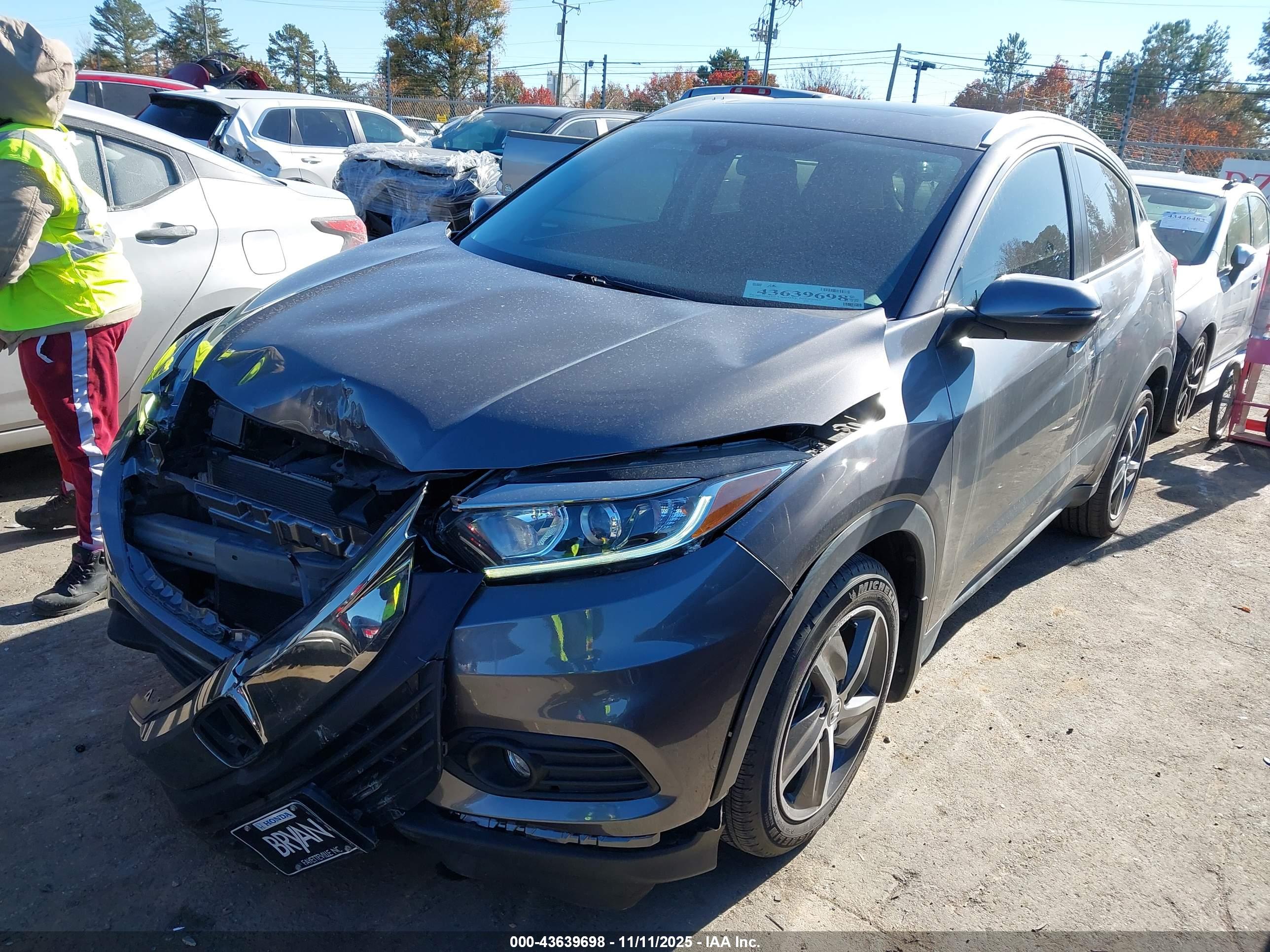 HONDA HR-V image 2