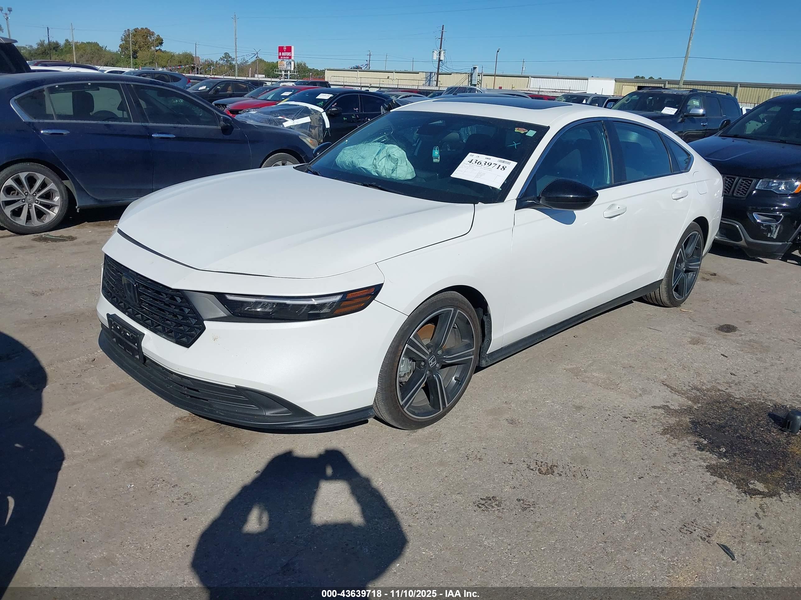 HONDA ACCORD image 2
