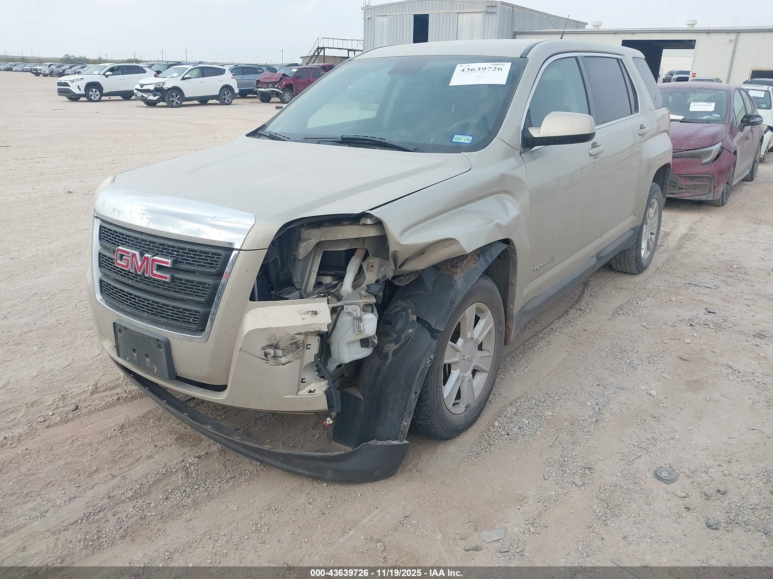 GMC TERRAIN image 6