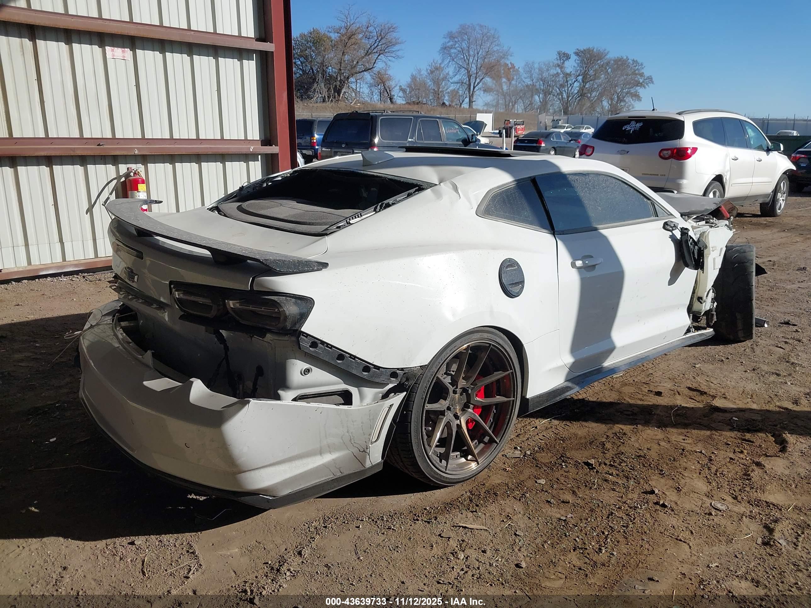 CHEVROLET CAMARO image 4