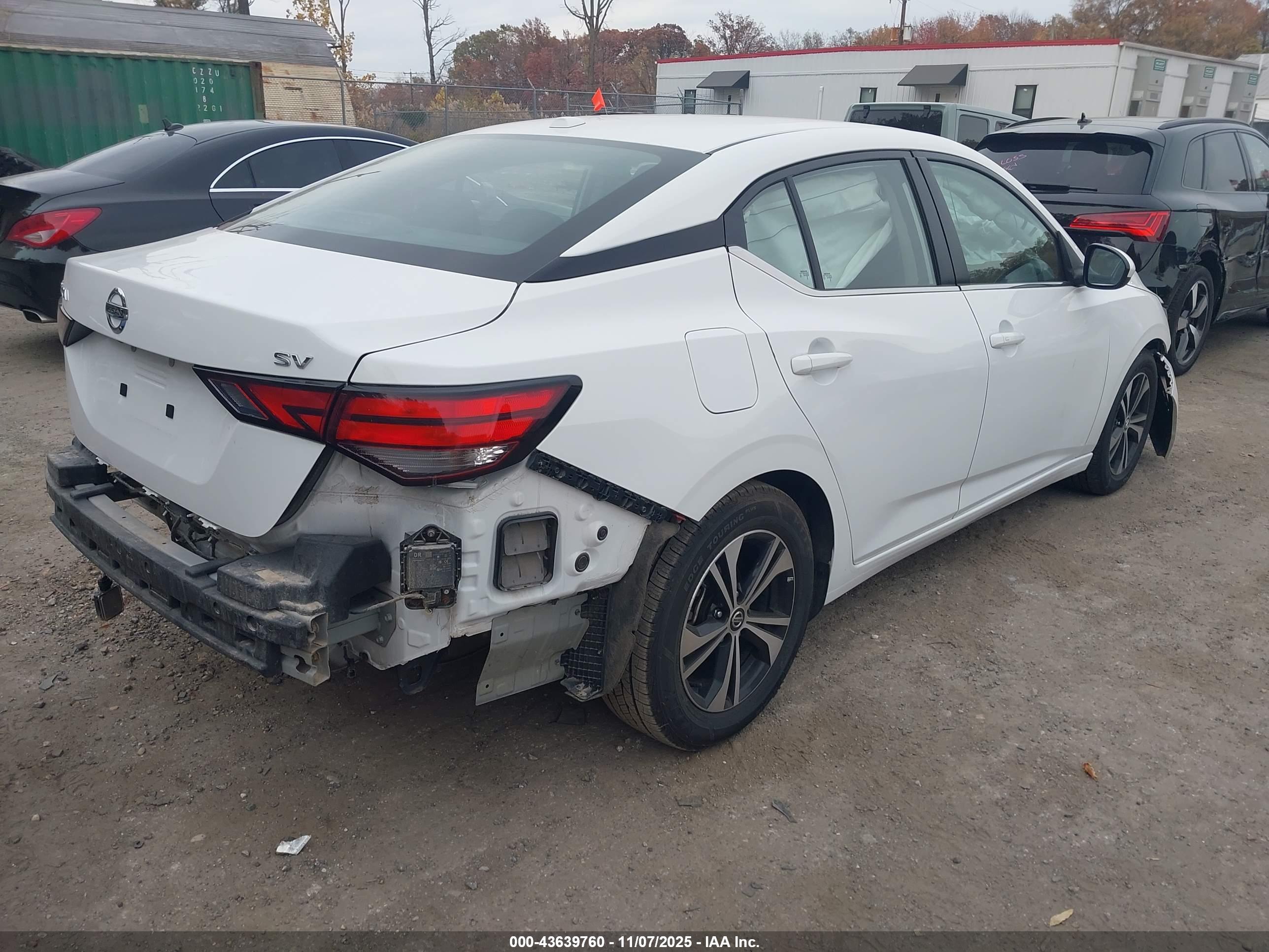 NISSAN SENTRA image 4