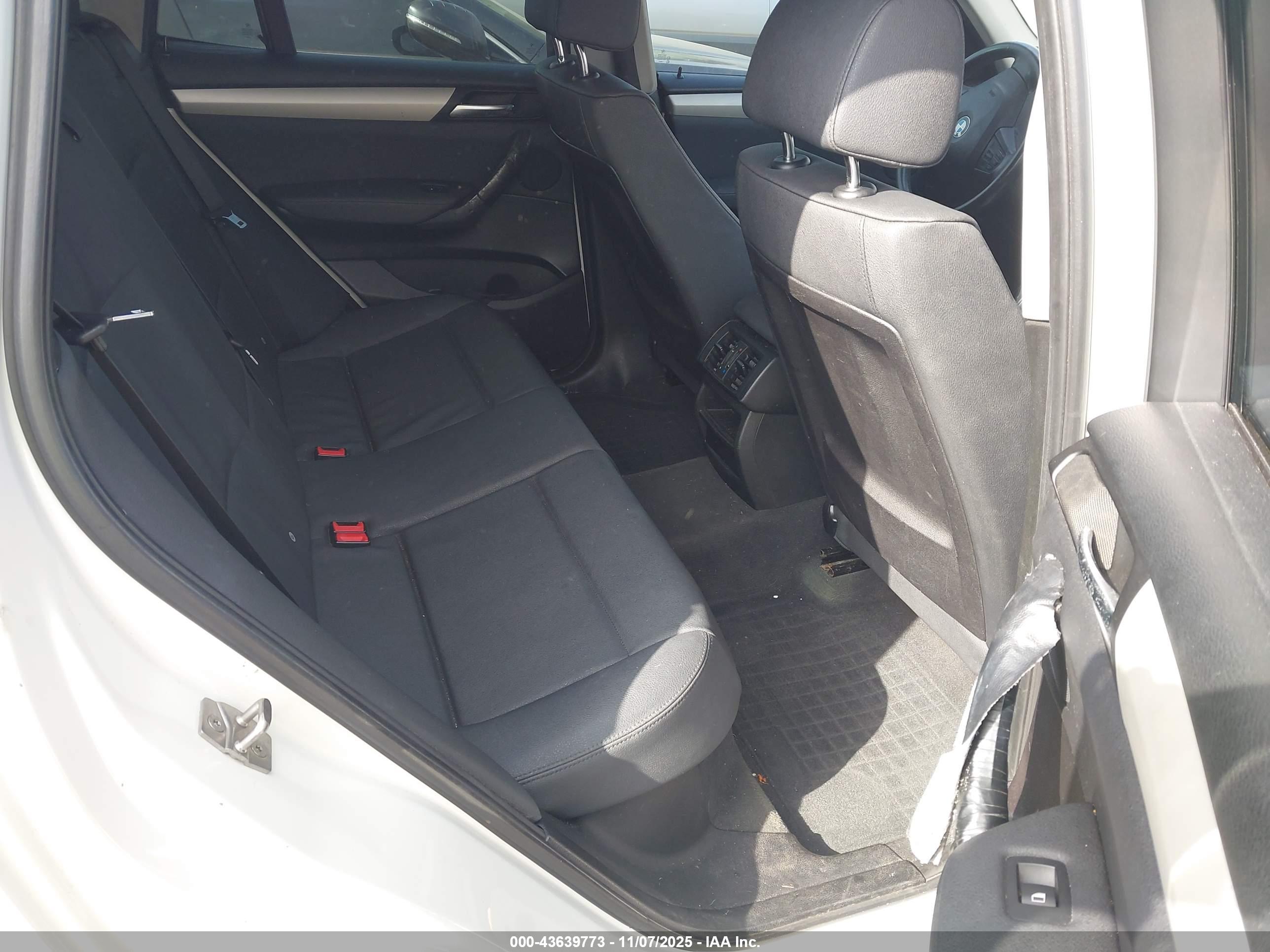 BMW X3 image 8