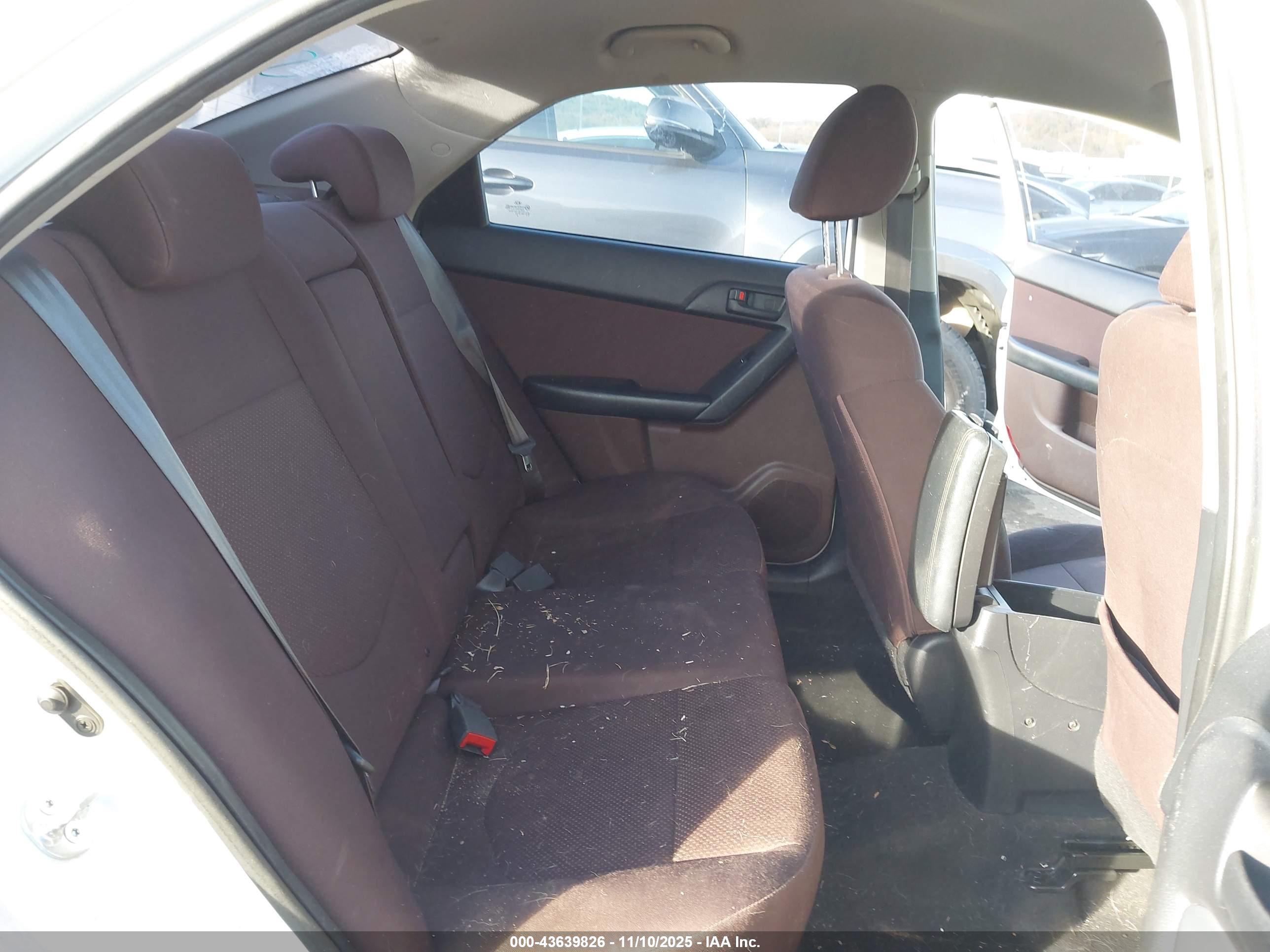 KIA FORTE image 8