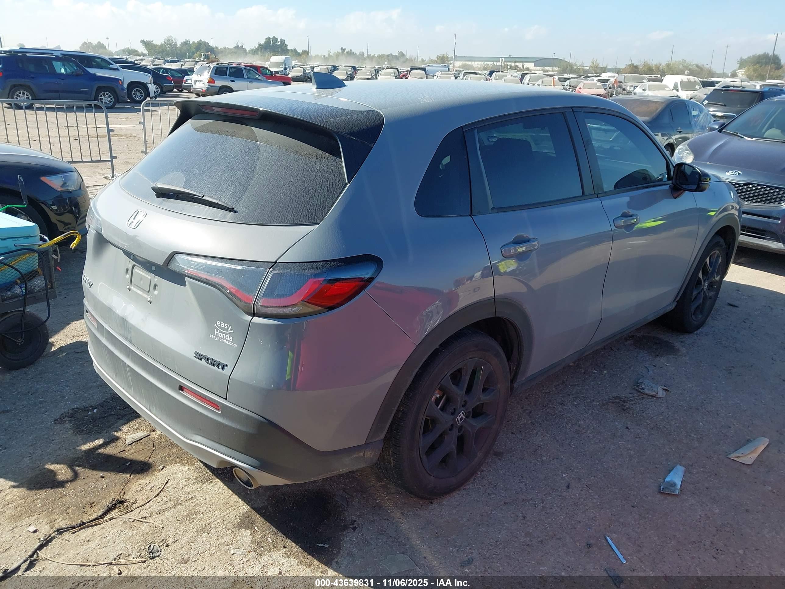 HONDA HR-V image 4