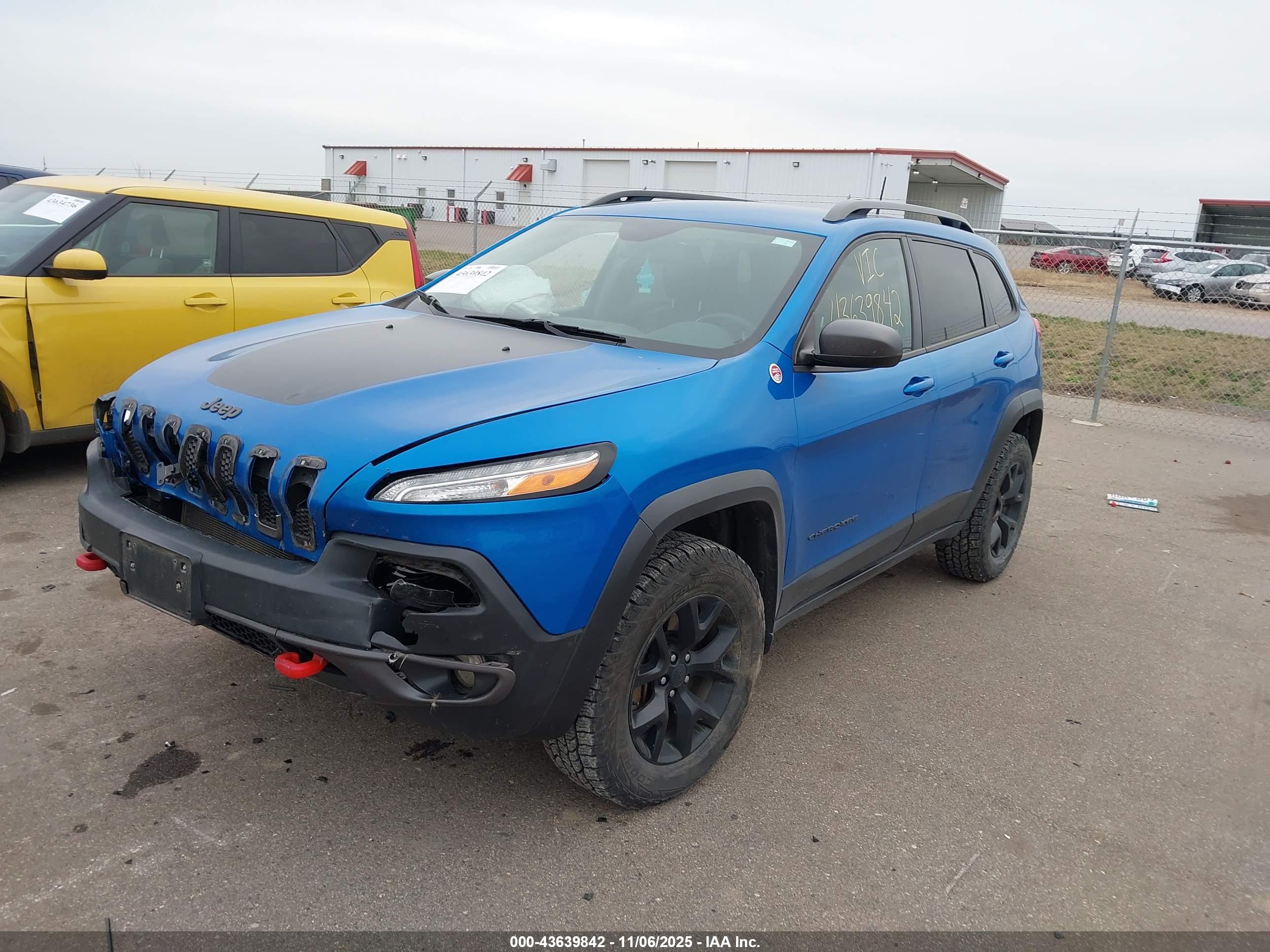 JEEP CHEROKEE image 2