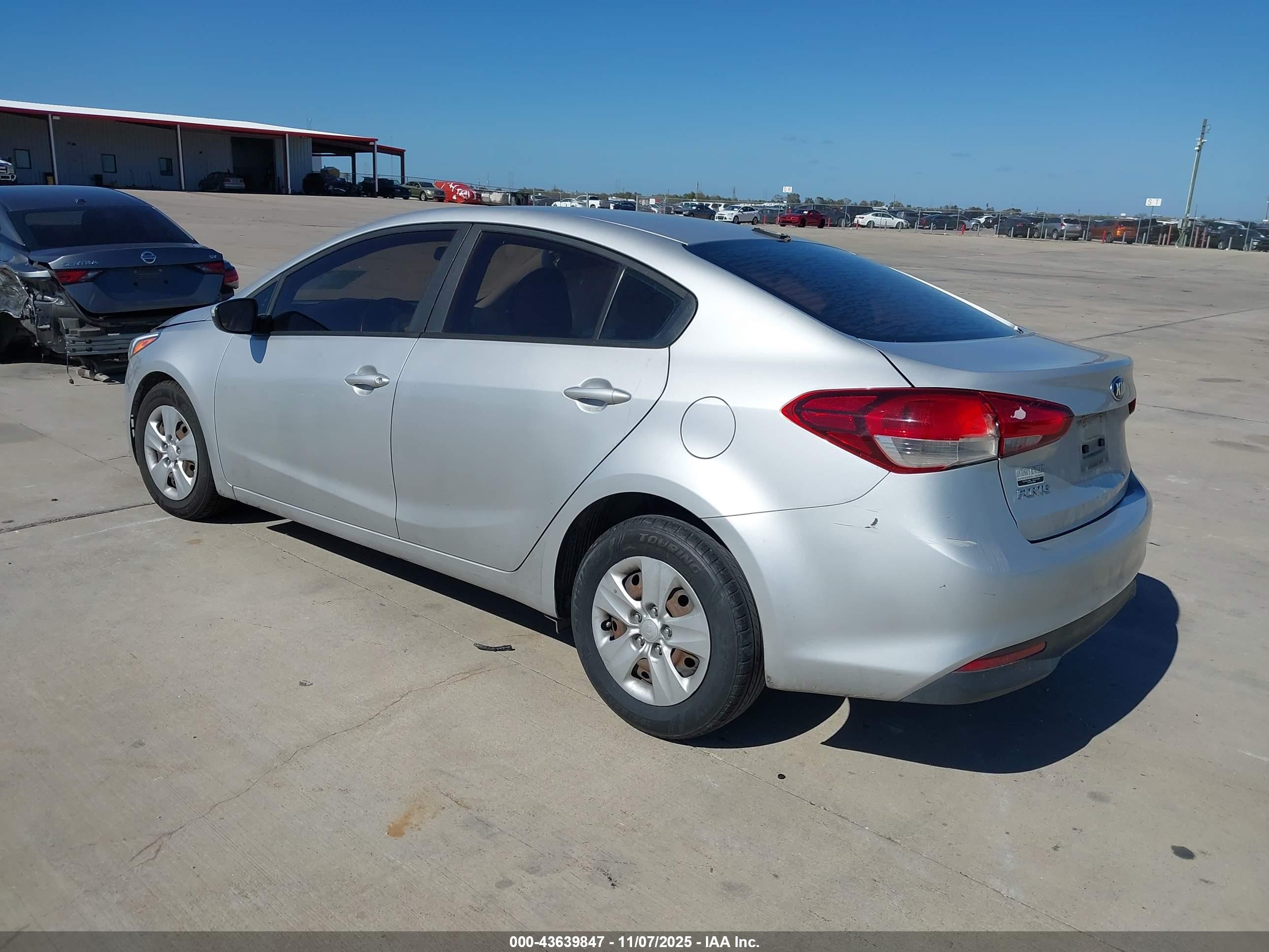 KIA FORTE image 3