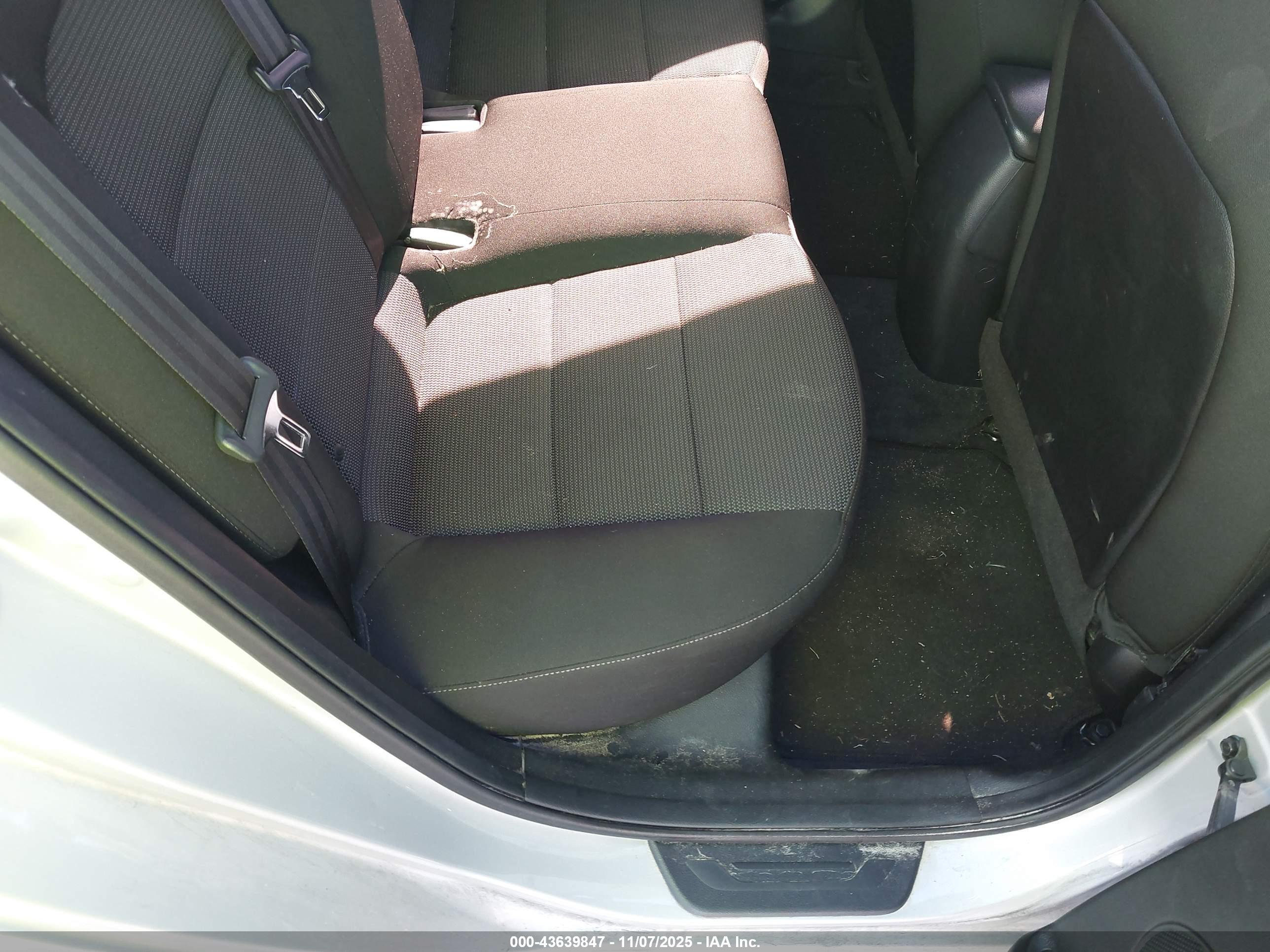 KIA FORTE image 8