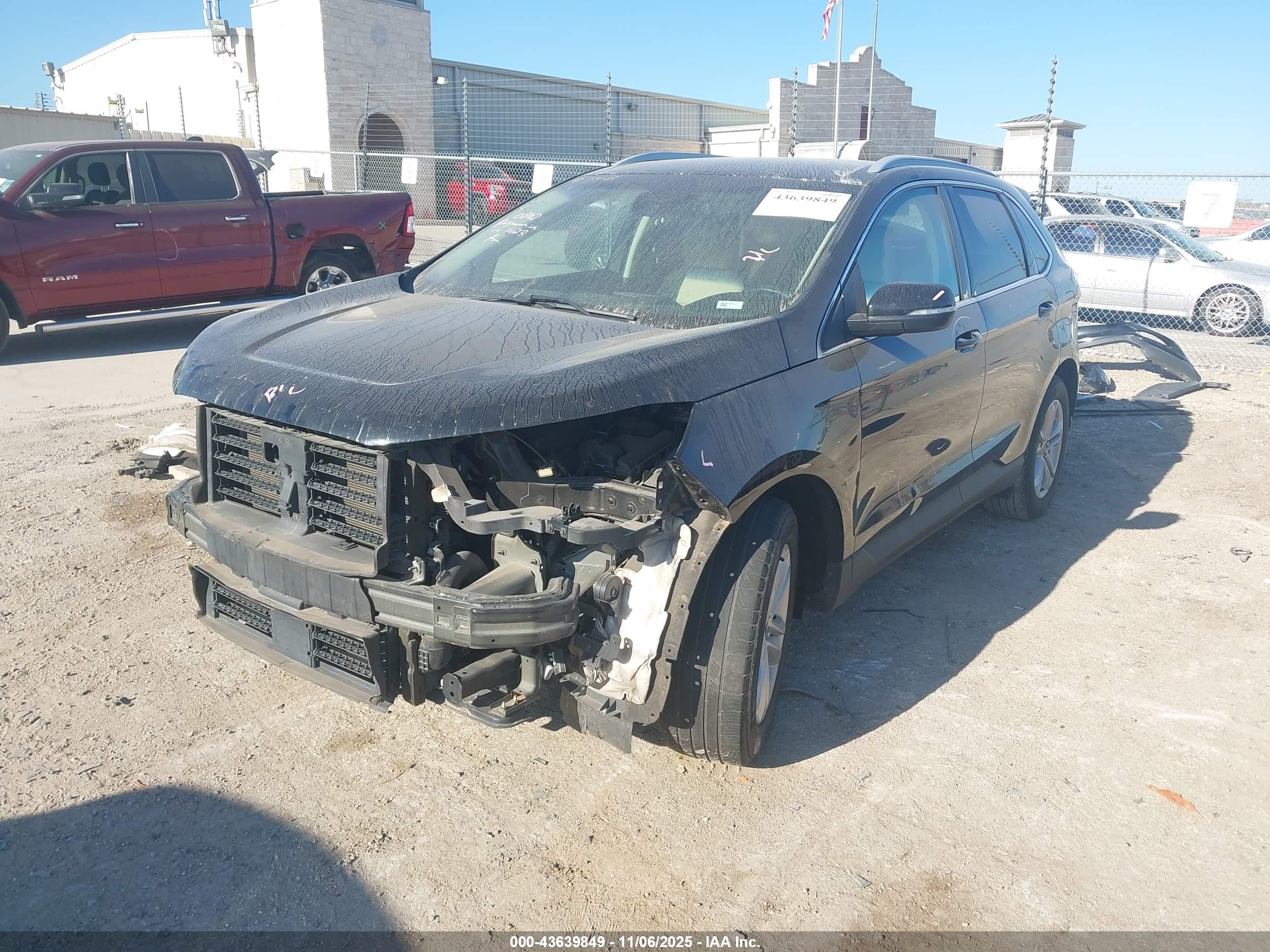 FORD EDGE image 2
