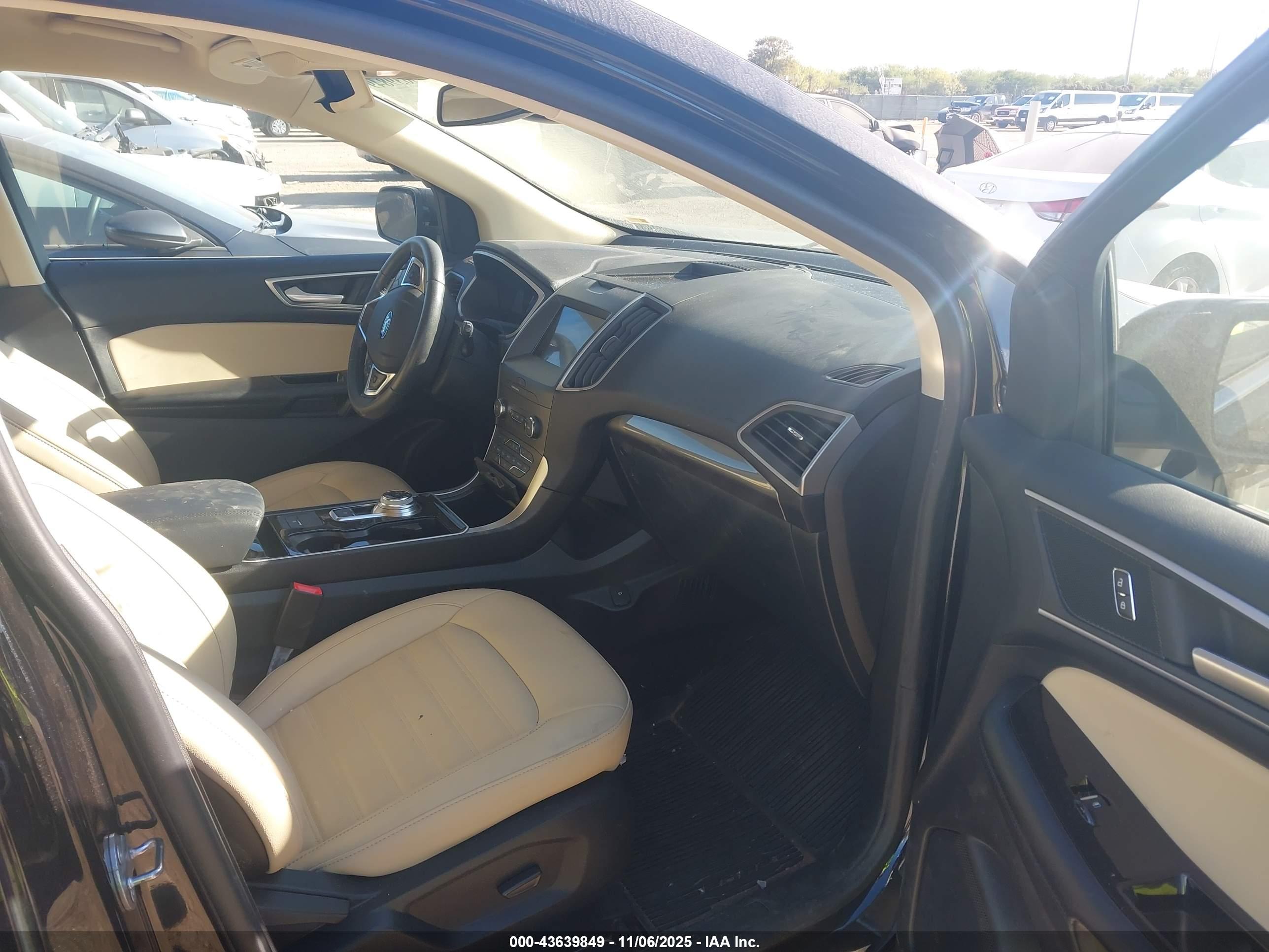 FORD EDGE image 5