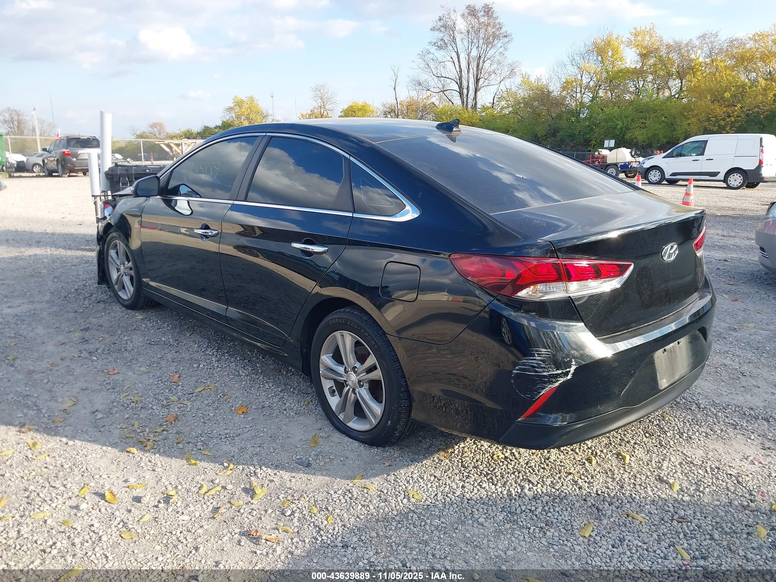 HYUNDAI SONATA image 3
