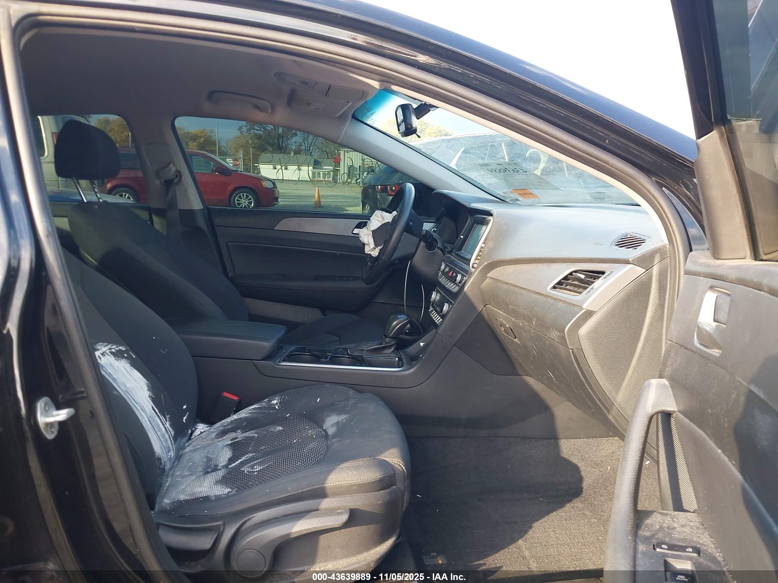 HYUNDAI SONATA image 5