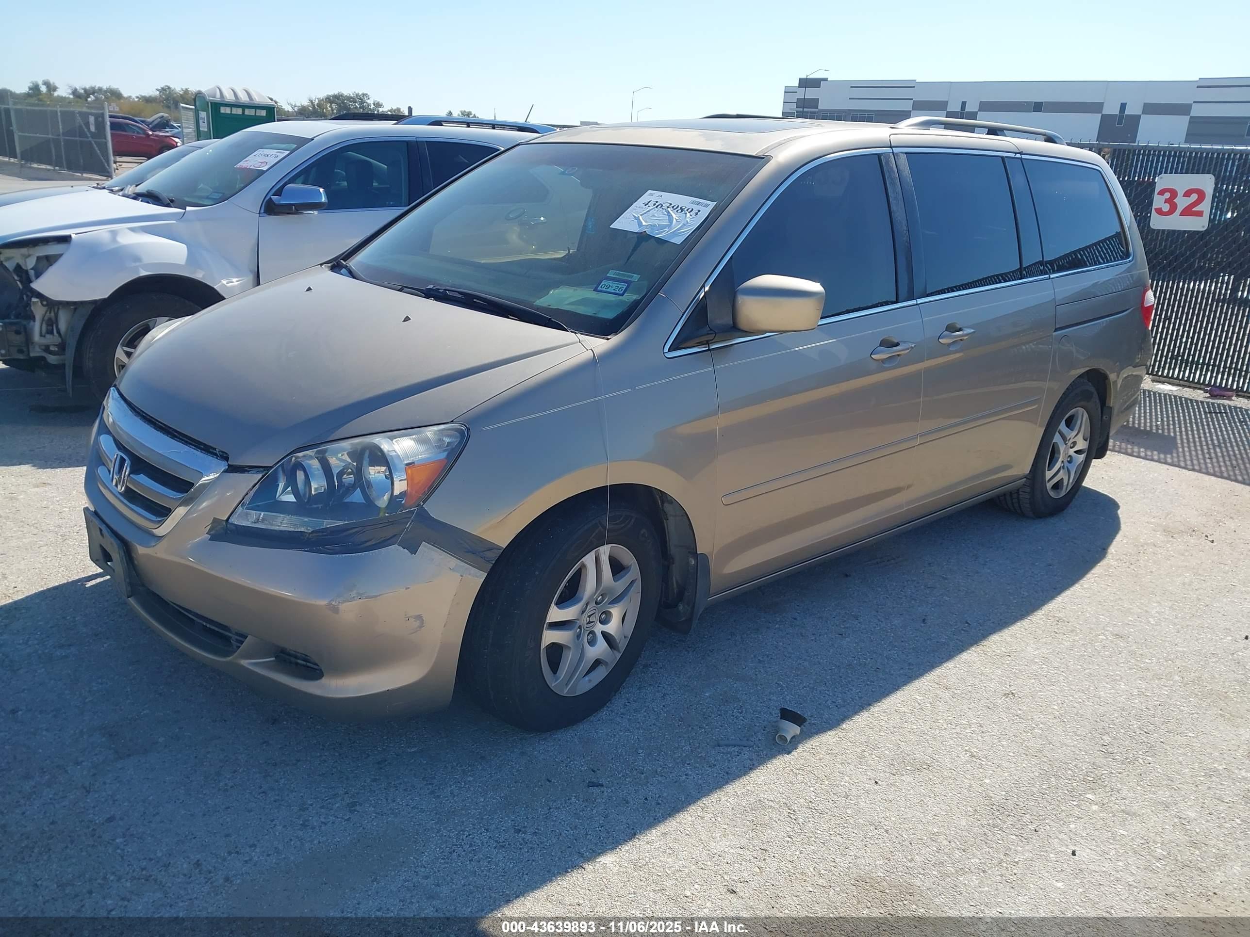 HONDA ODYSSEY image 2