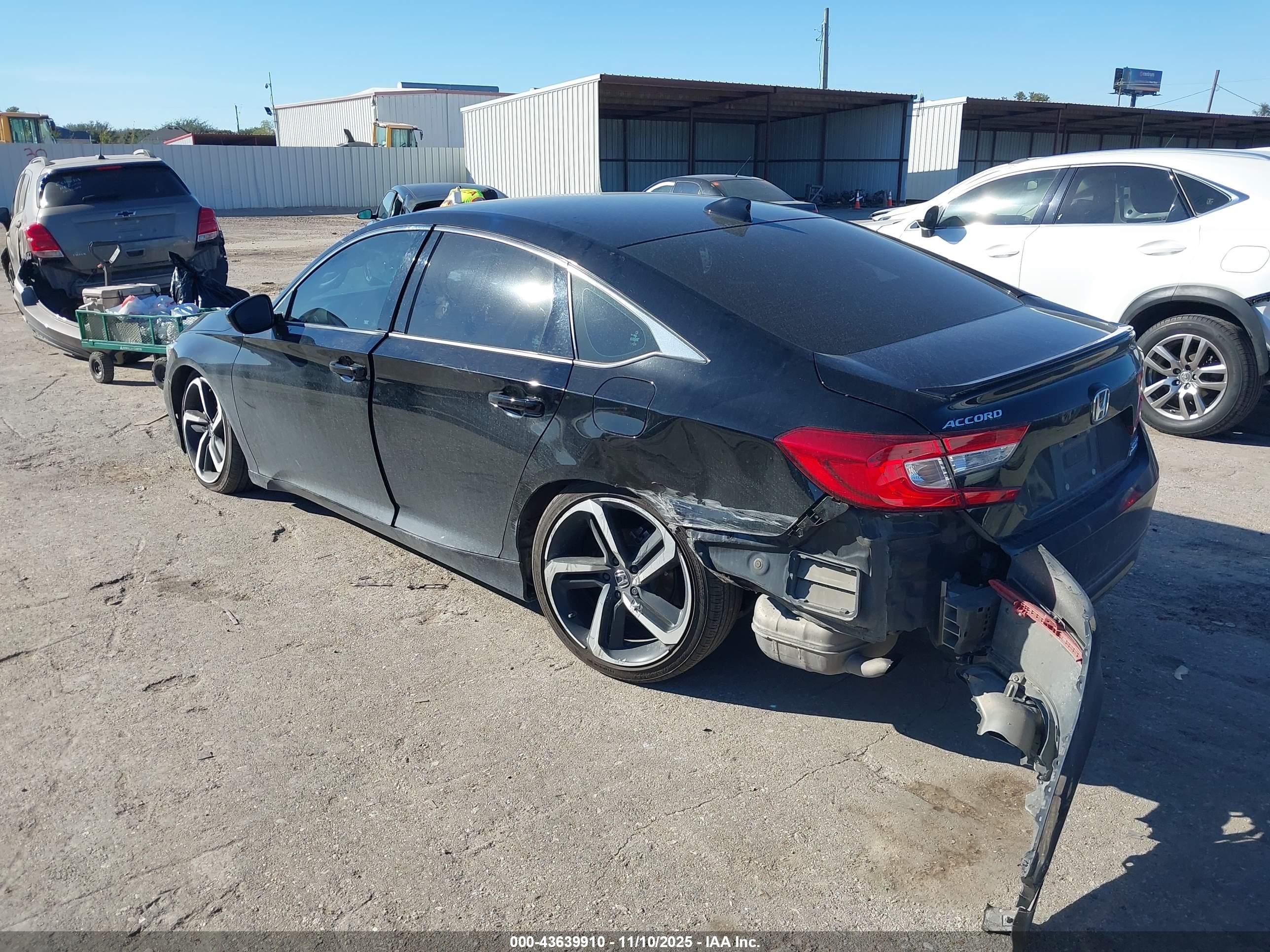 HONDA ACCORD image 3