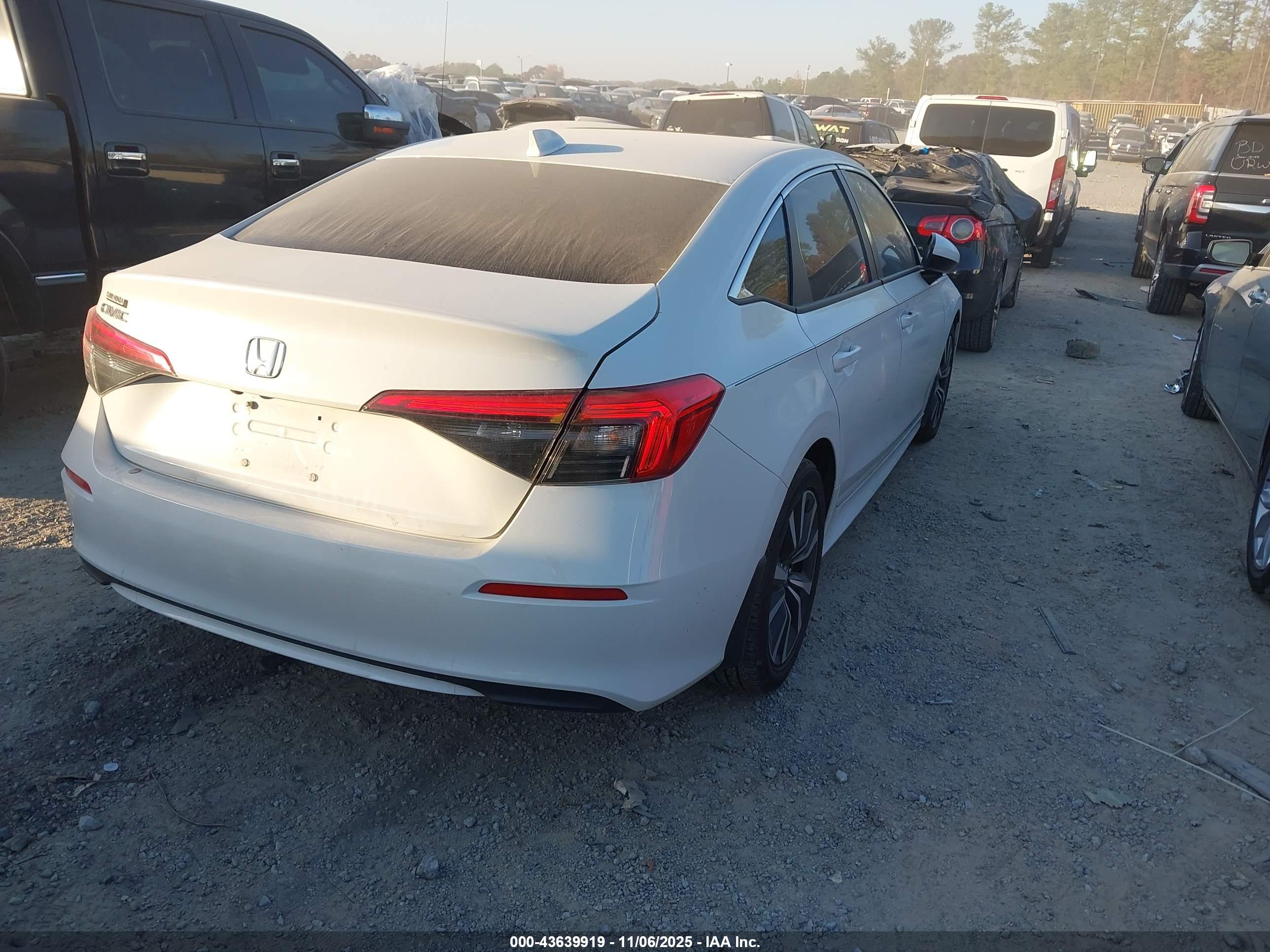 HONDA CIVIC image 4