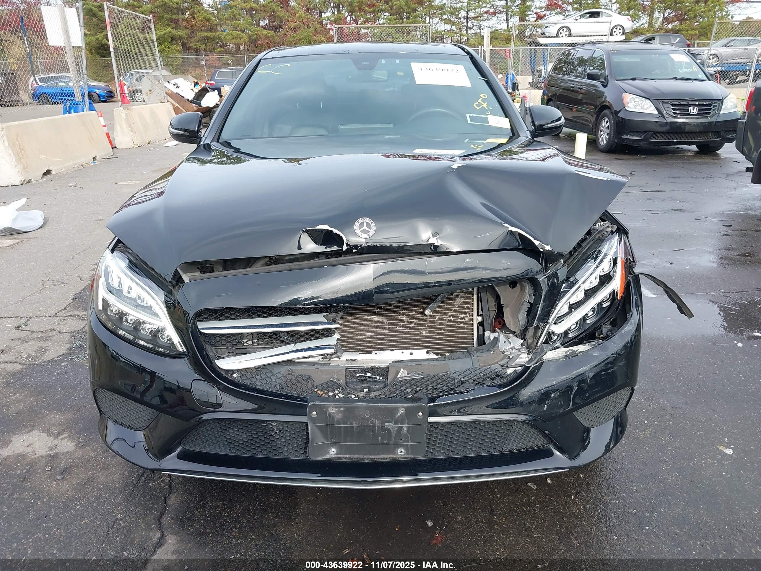 MERCEDES-BENZ C image 6