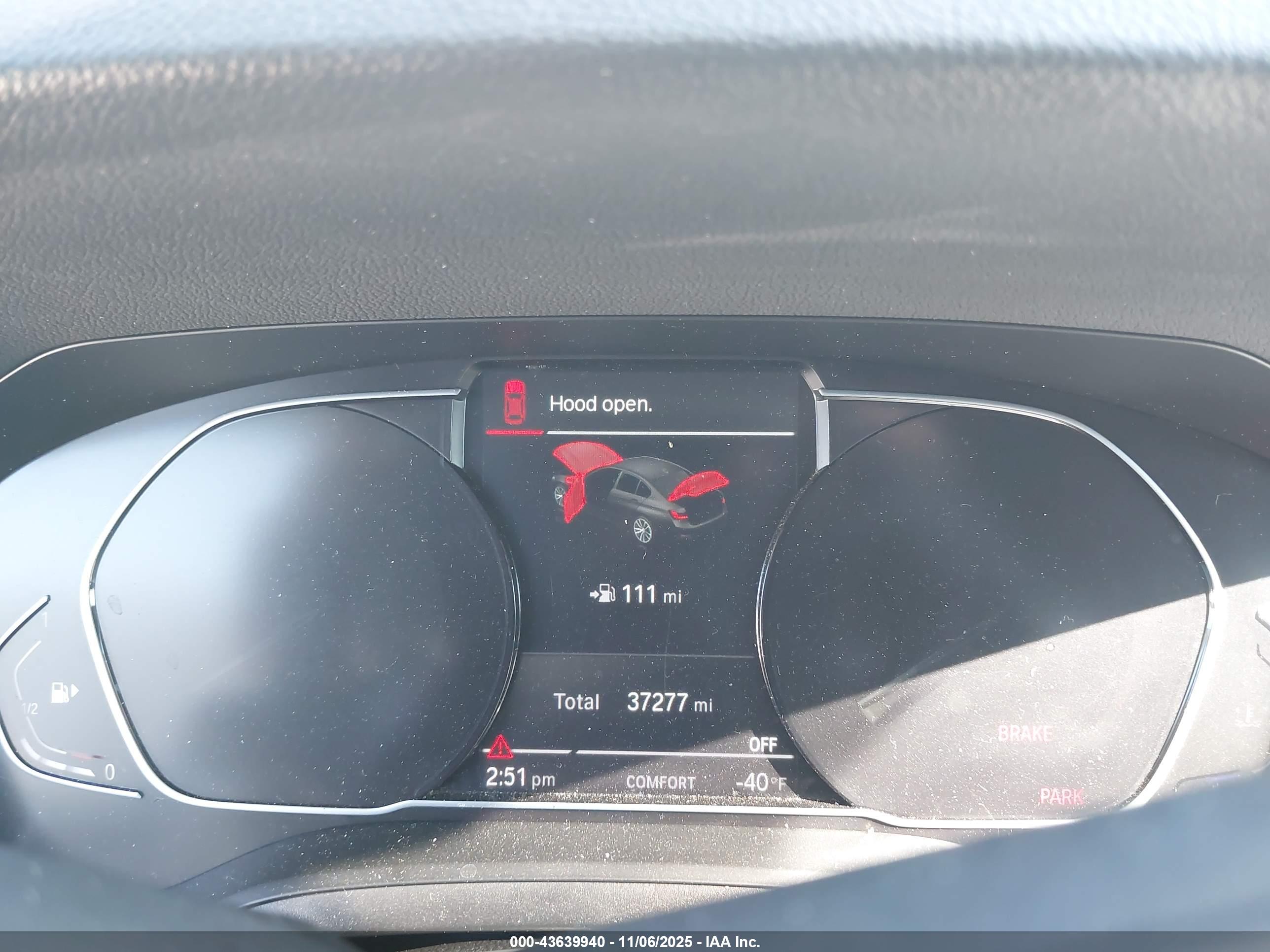 BMW 330I image 7