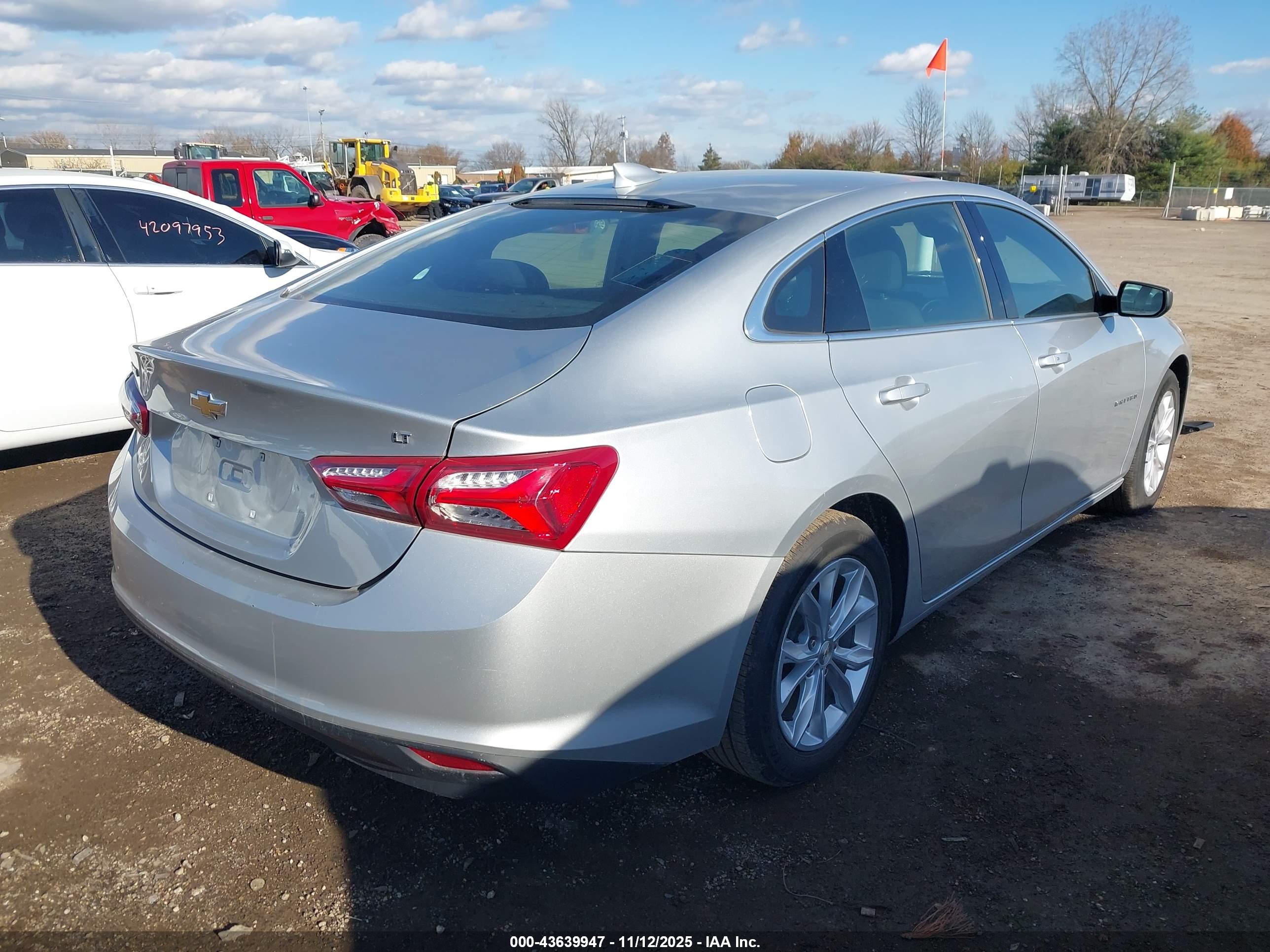 CHEVROLET MALIBU image 4