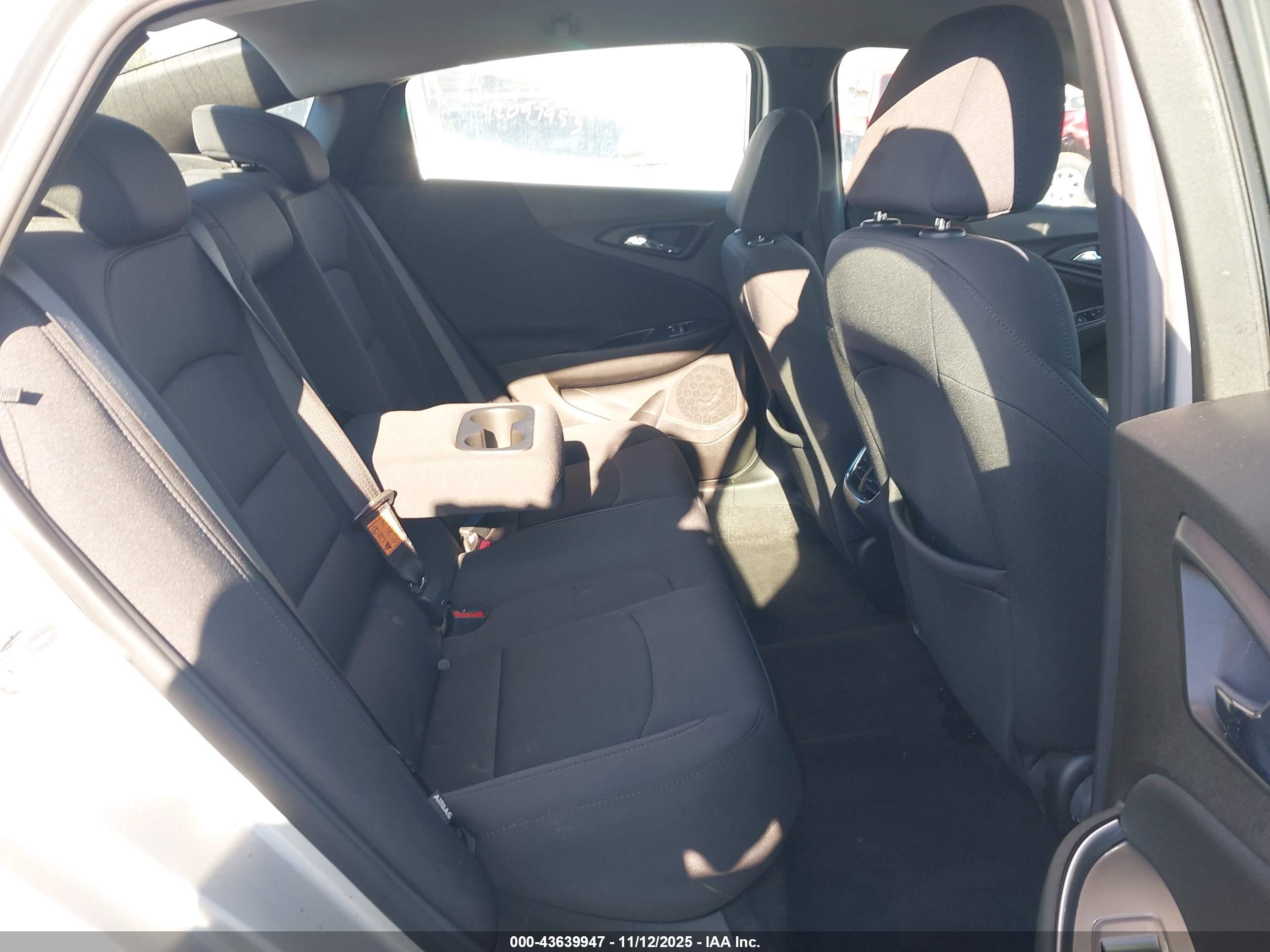 CHEVROLET MALIBU image 8