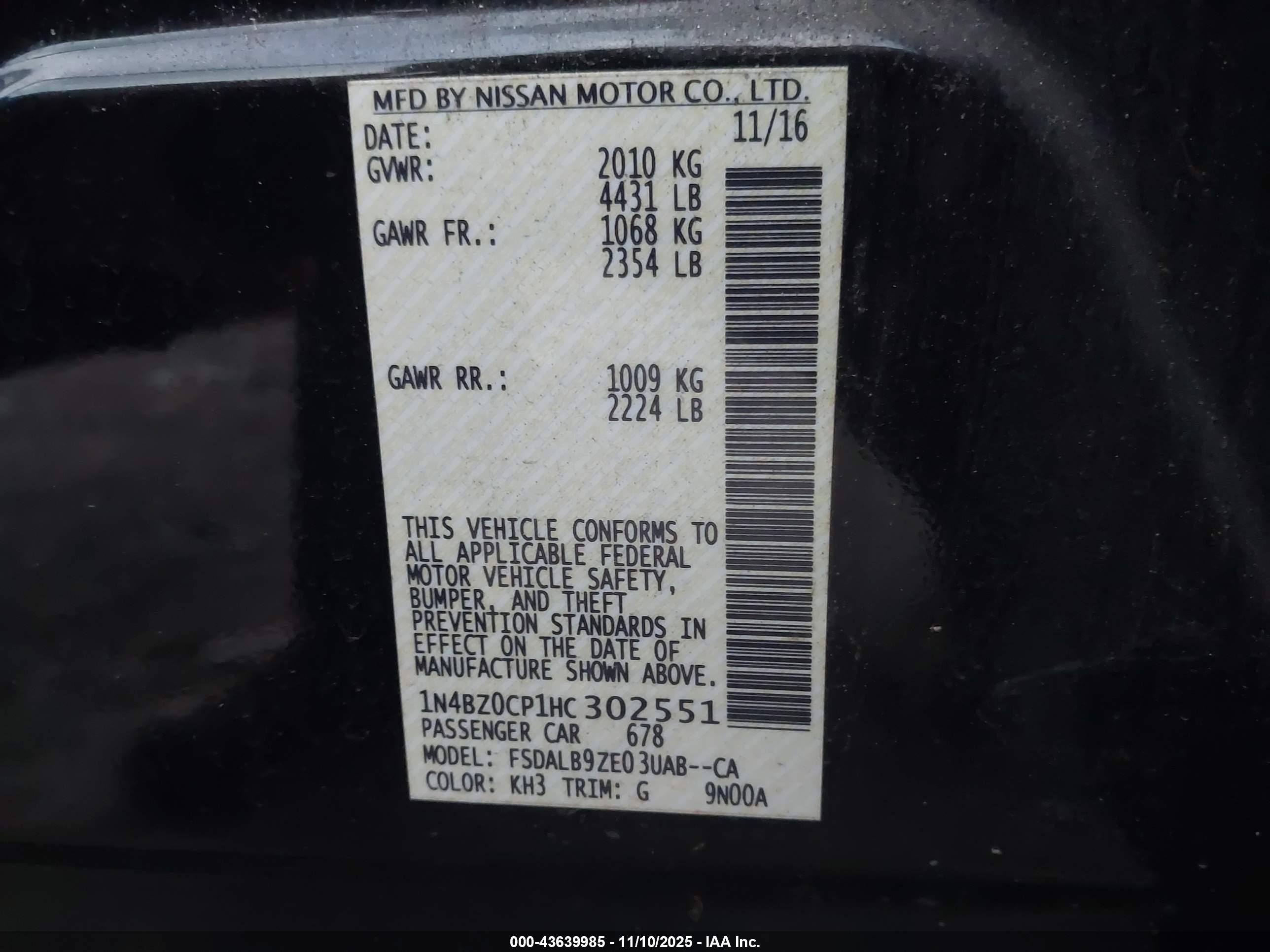 NISSAN LEAF image 9