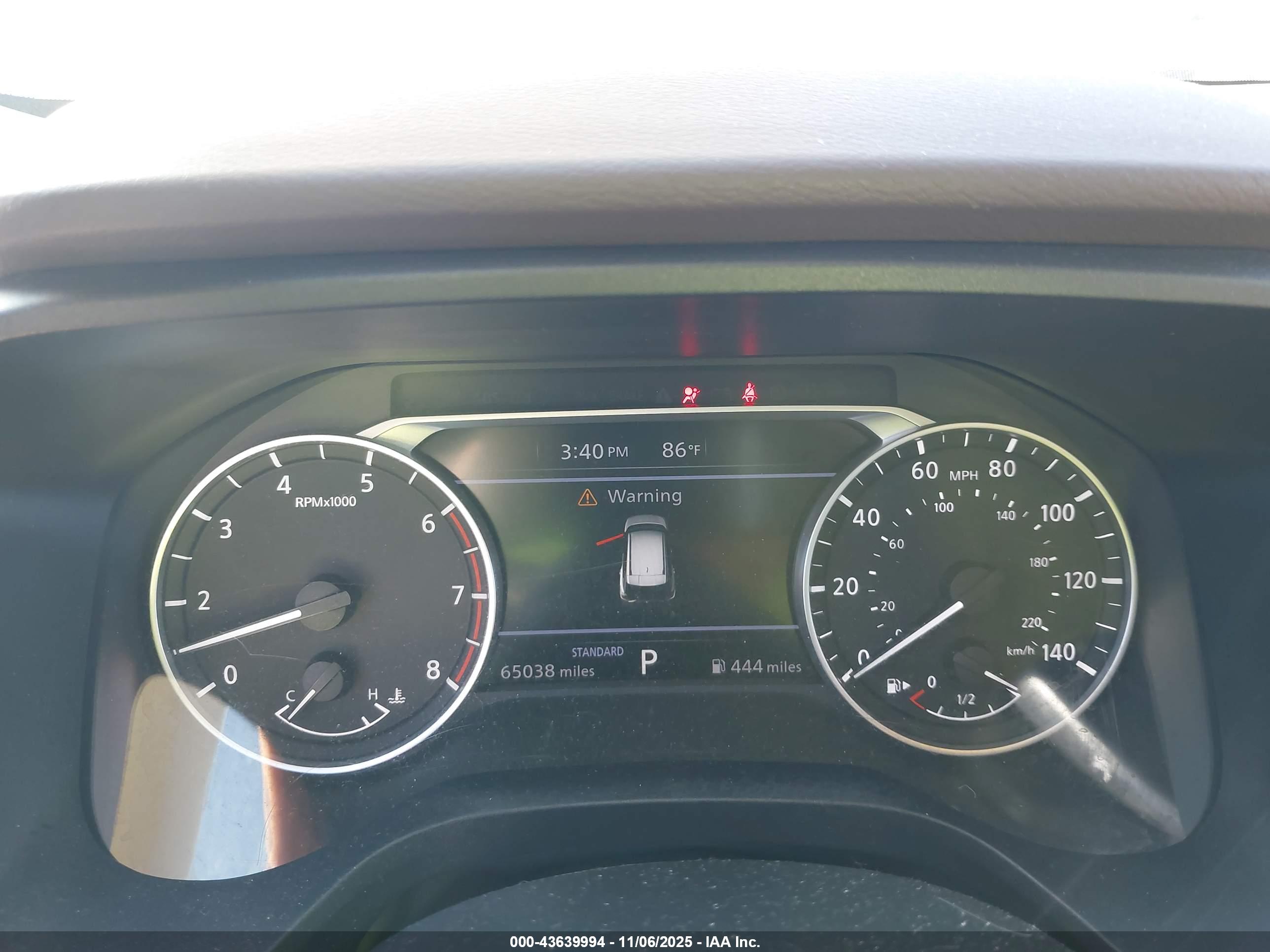 NISSAN ROGUE image 7