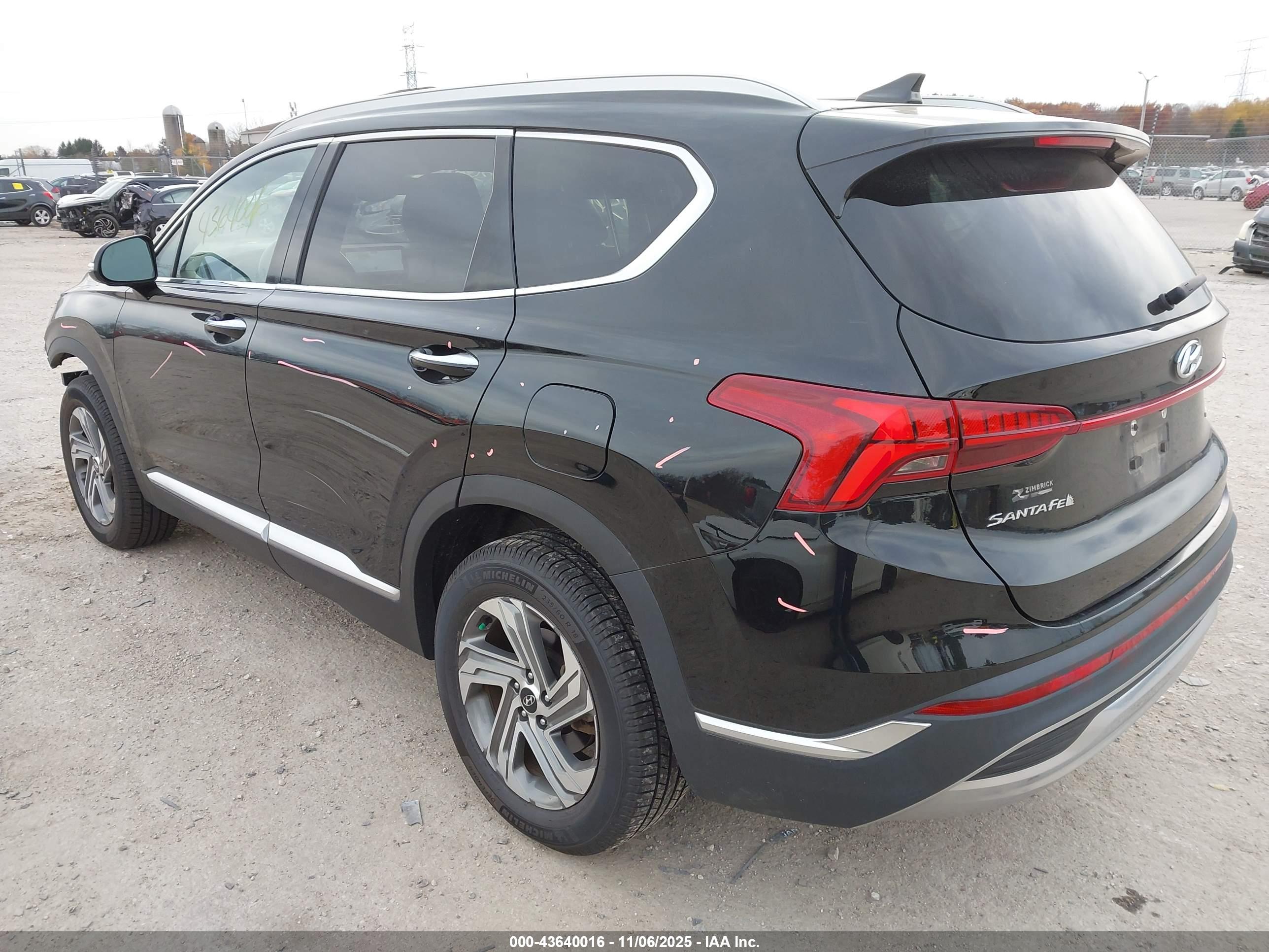 HYUNDAI SANTA image 3
